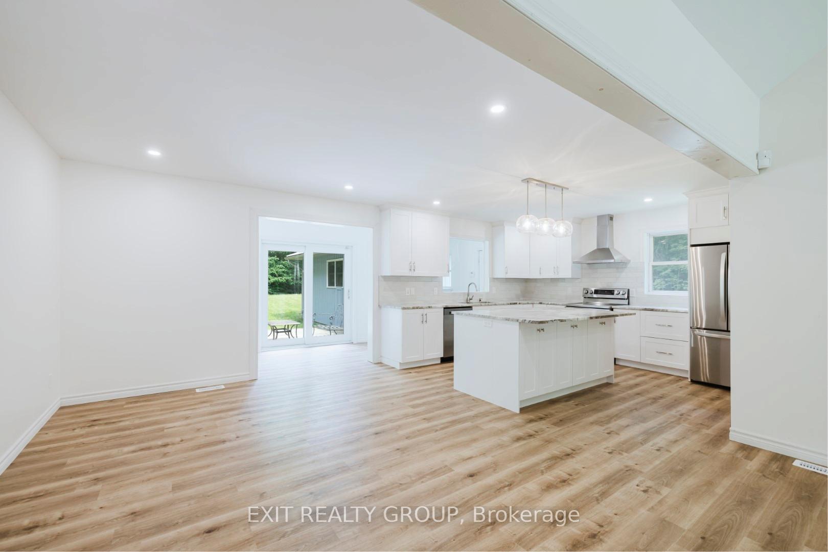 Photo 12 of 461 Douglas Road, Madoc — HOMEH