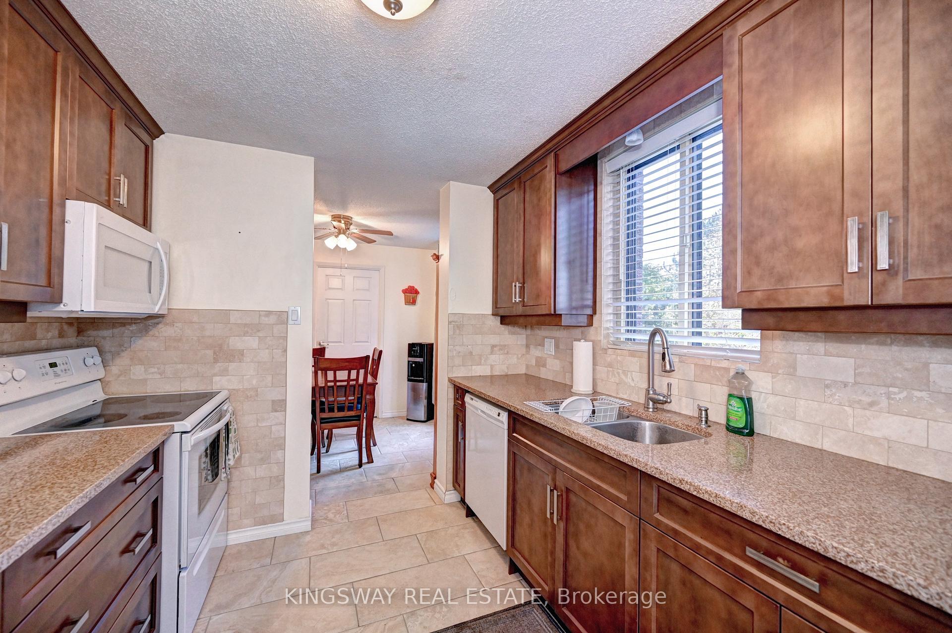 Photo 29 of Unit 401, 24 Marilyn Drive N, Guelph, Riverside Park — HOMEH