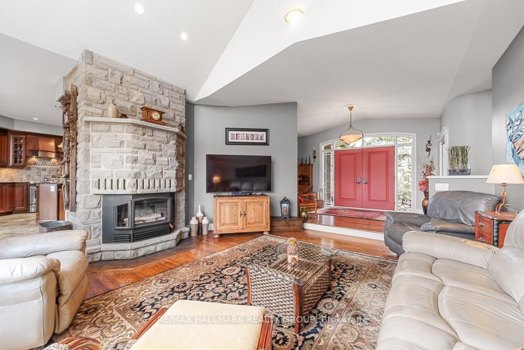 Photo 11 of 6980 Mansfield Road, Ottawa, Btwn Franktown Rd. & Fallowfield Rd. — HOMEH