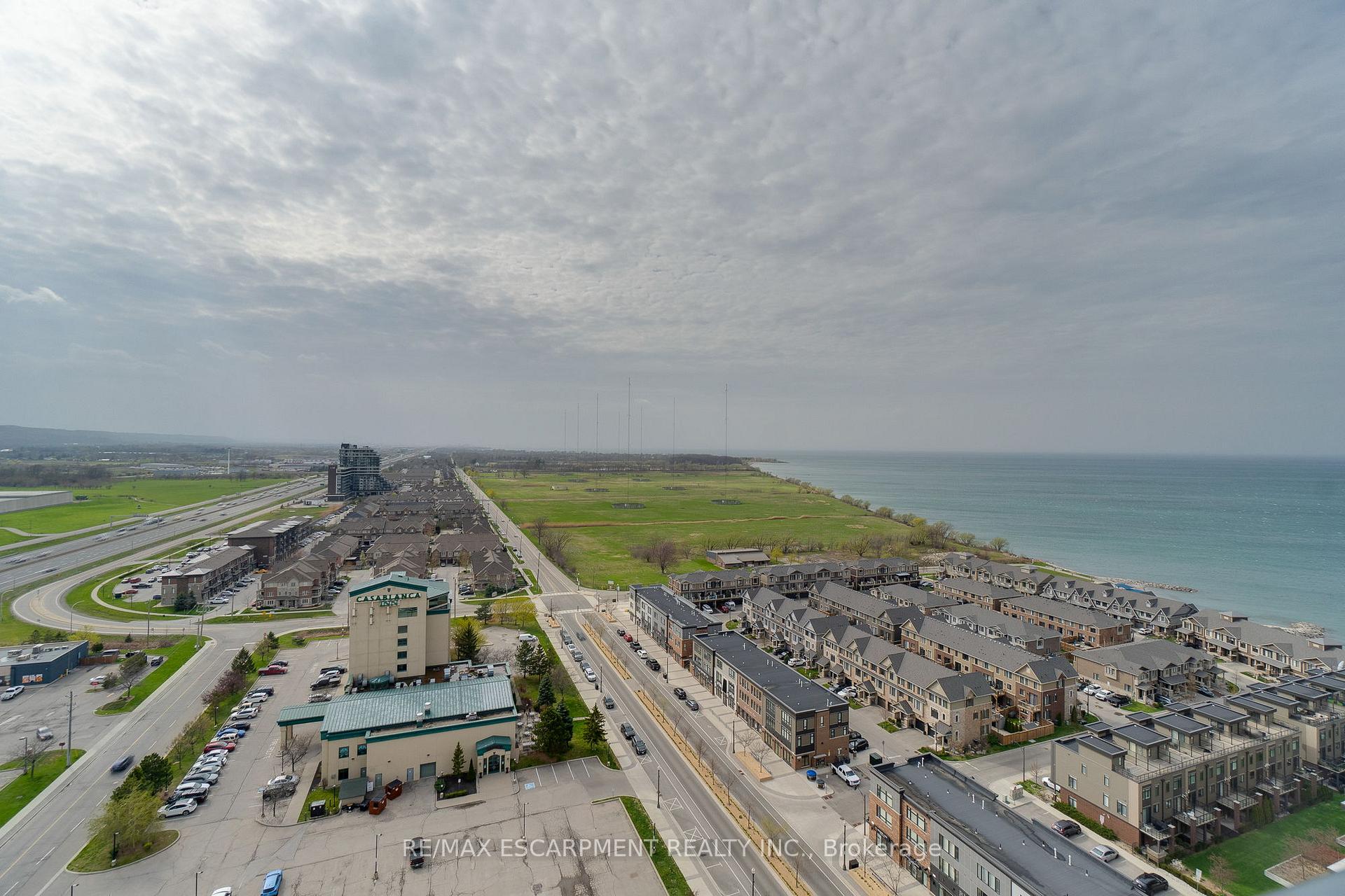 Photo 4 of Unit 1902, 385 Winston Road, Grimsby, Grimsby Beach — HOMEH