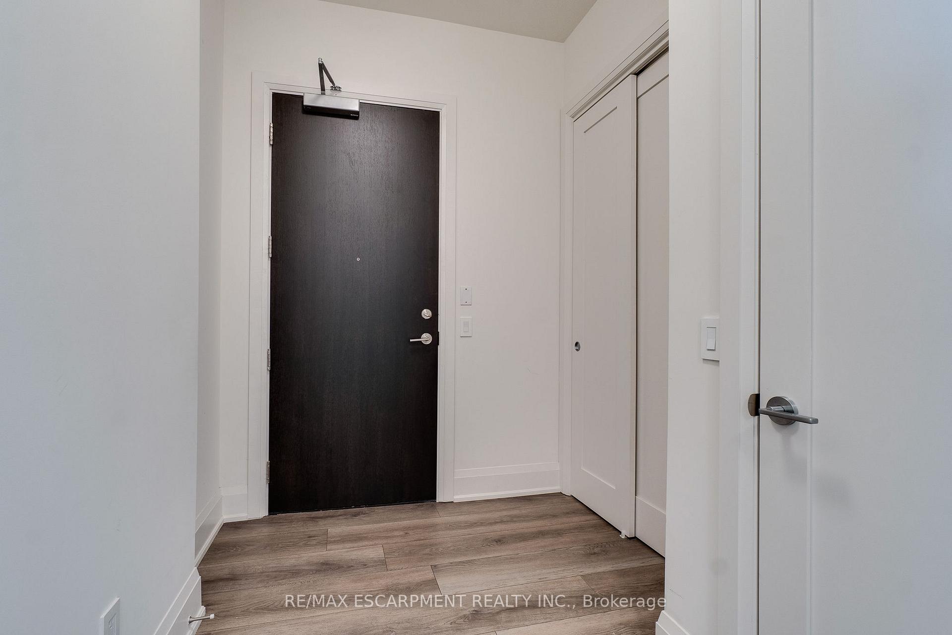 Photo 2 of Unit 1902, 385 Winston Road, Grimsby, Grimsby Beach — HOMEH