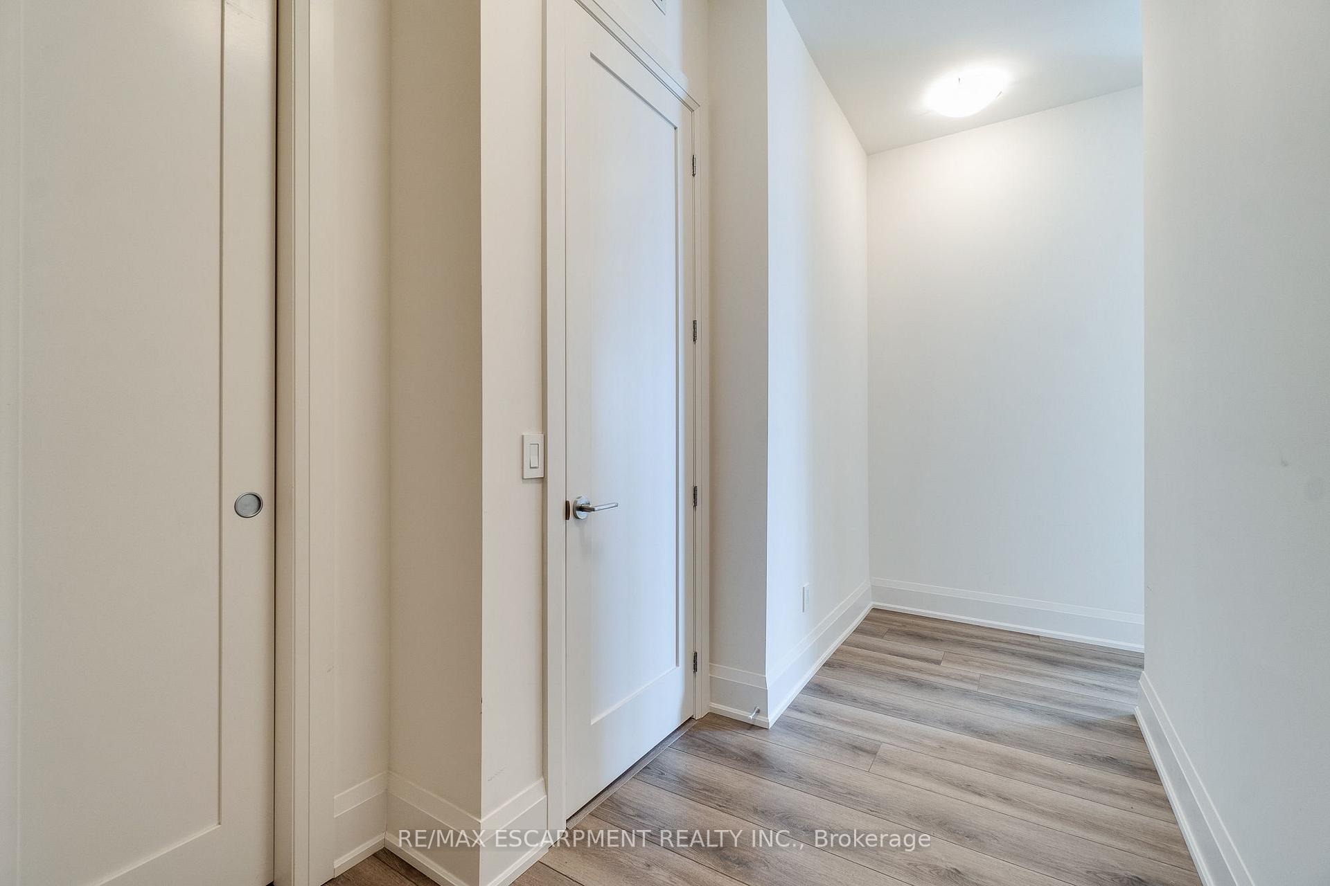 Photo 5 of Unit 1902, 385 Winston Road, Grimsby, Grimsby Beach — HOMEH