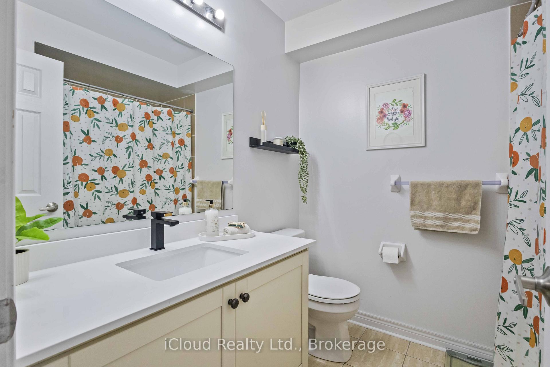 Photo 6 of 12 Cooperage Lane, Ajax, Central — HOMEH