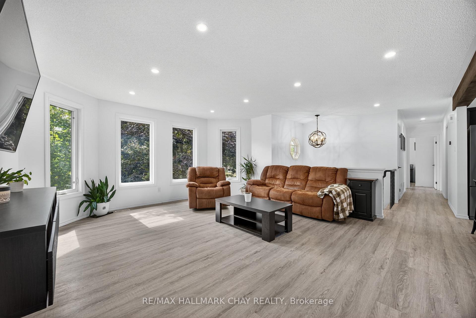 Photo 10 of 1777 George Johnston Road, Springwater, Minesing — HOMEH