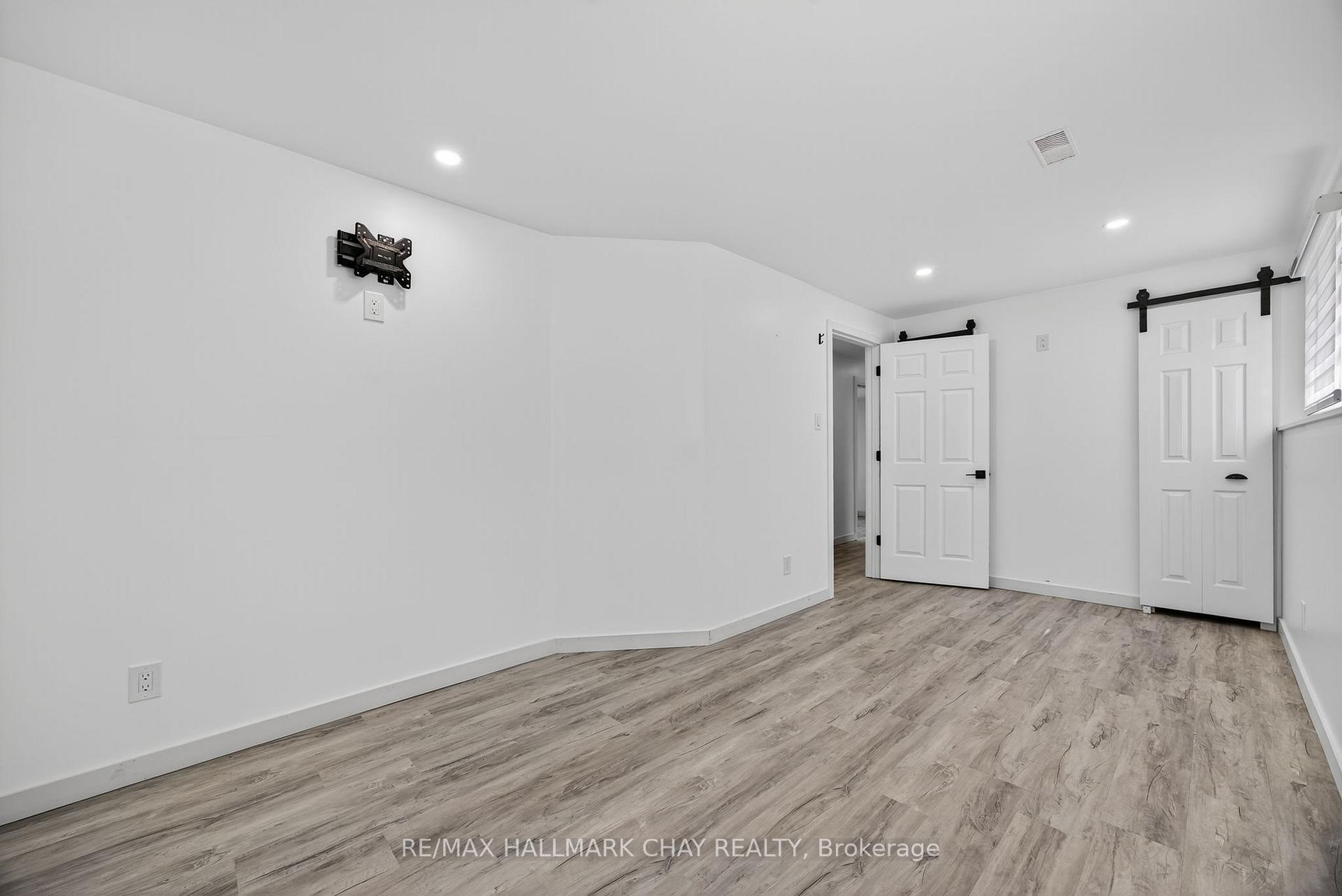 Photo 8 of 1777 George Johnston Road, Springwater, Minesing — HOMEH