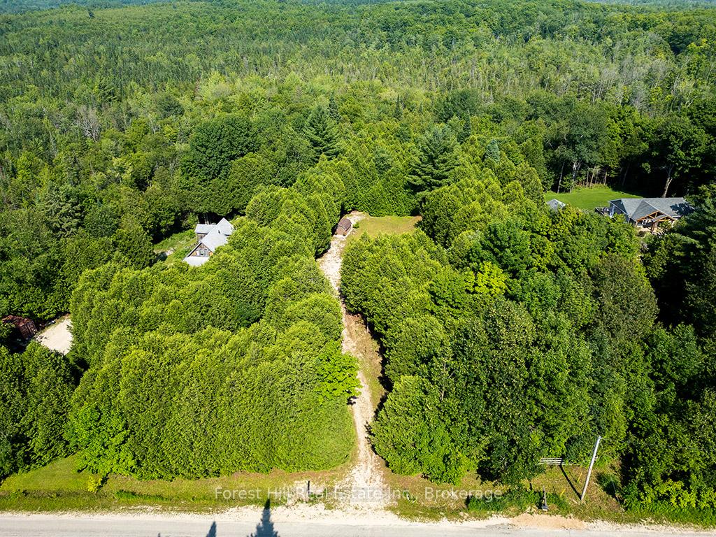 Photo 4 of 596325 Concession 10, Chatsworth — HOMEH