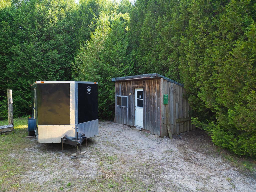 Photo 5 of 596325 Concession 10, Chatsworth — HOMEH