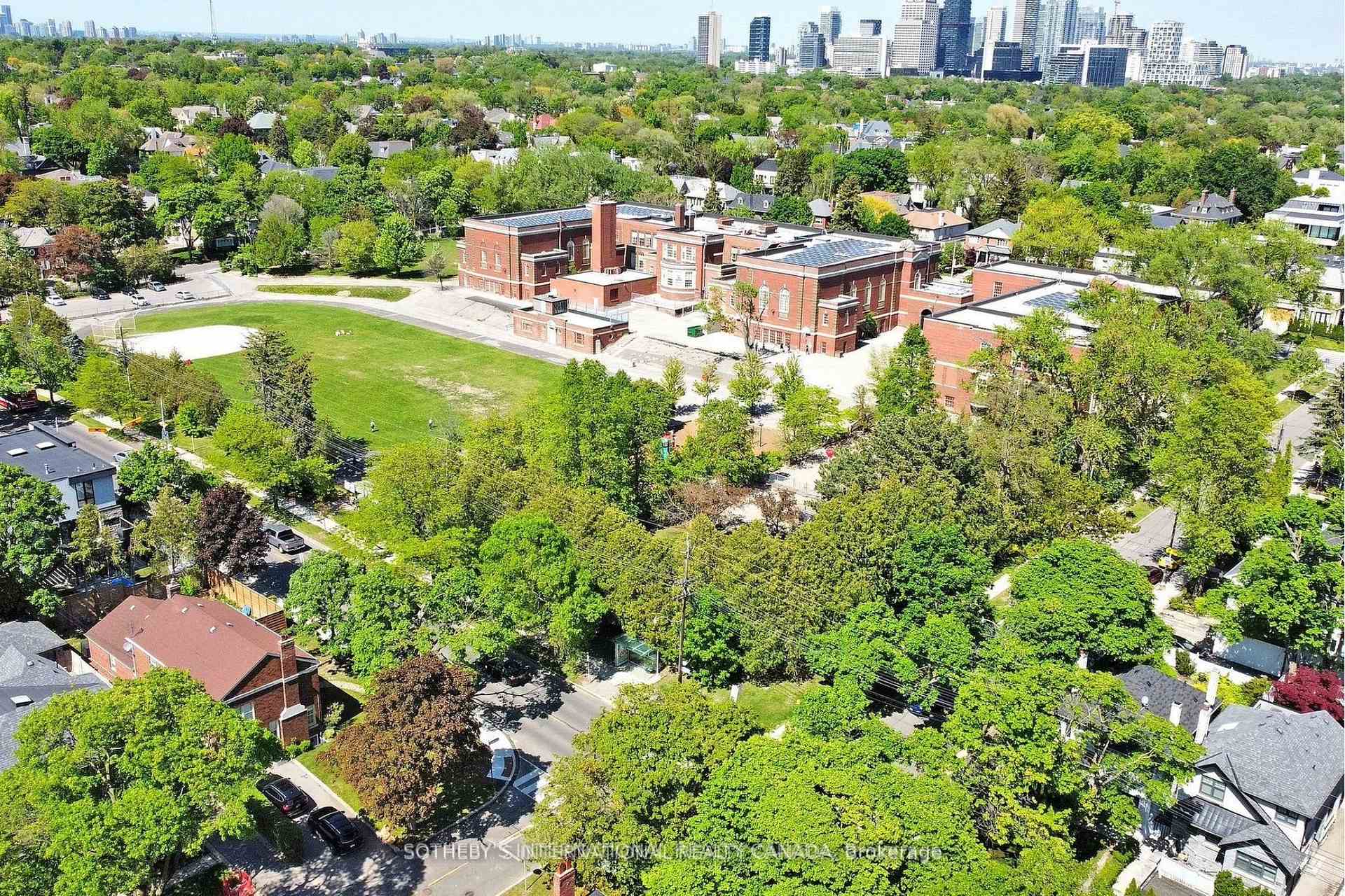 Photo 33 of 101 Dunloe Road, Toronto, Forest Hill South — HOMEH