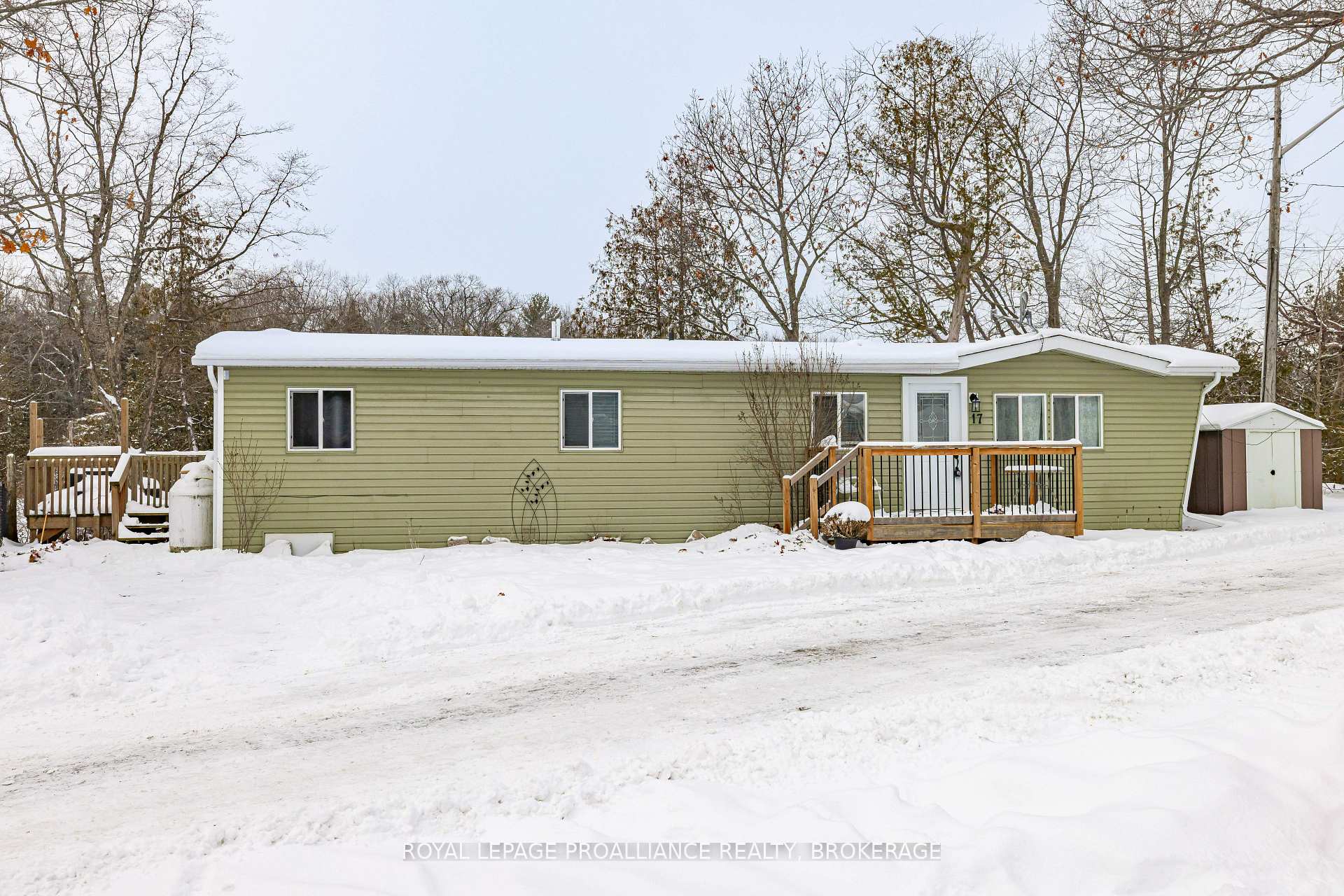 Front of Unit 17, 5569 Bath Road