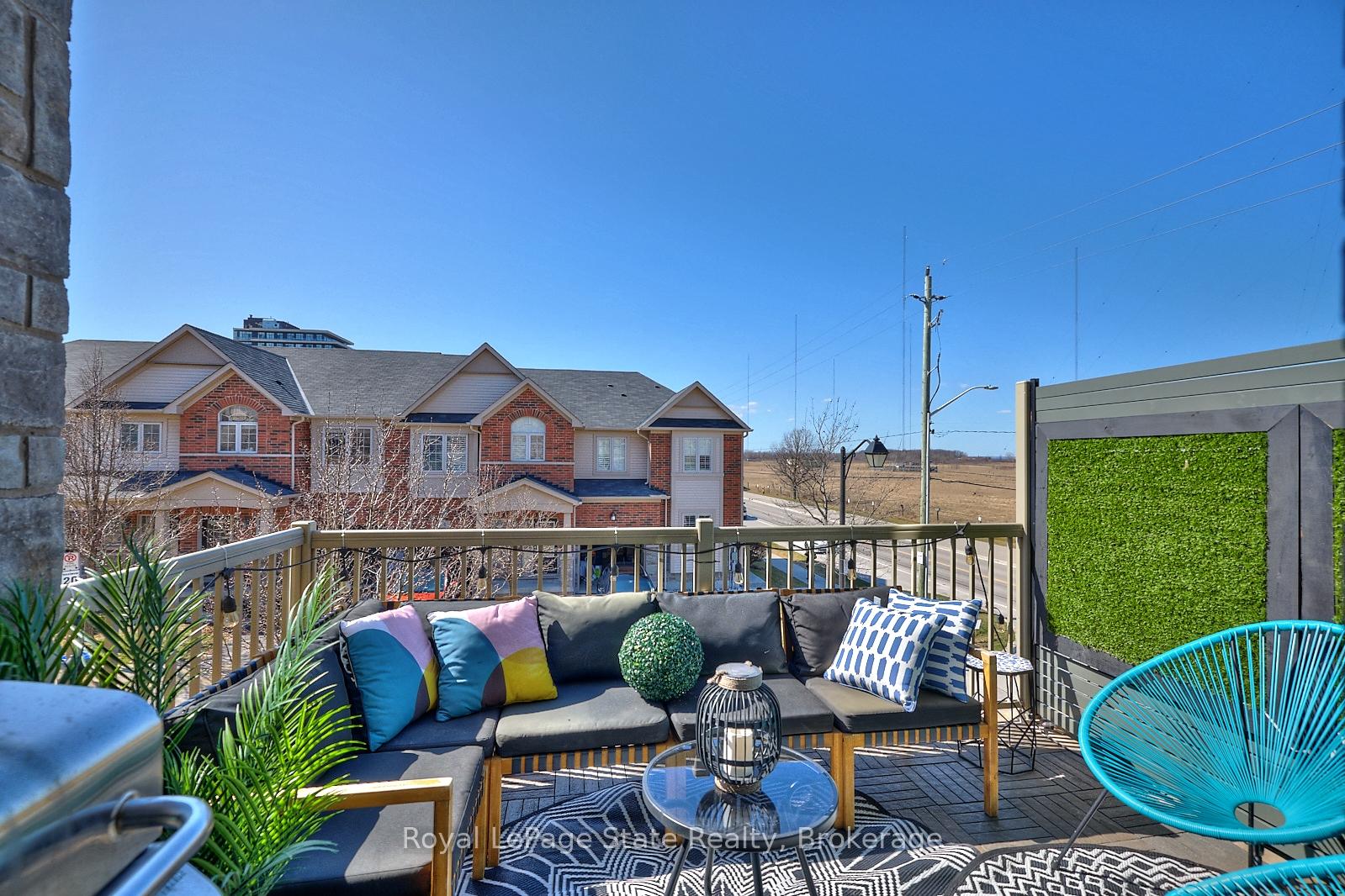 Photo 5 of Unit 3, 541 Winston Road, Grimsby, Grimsby Beach — HOMEH