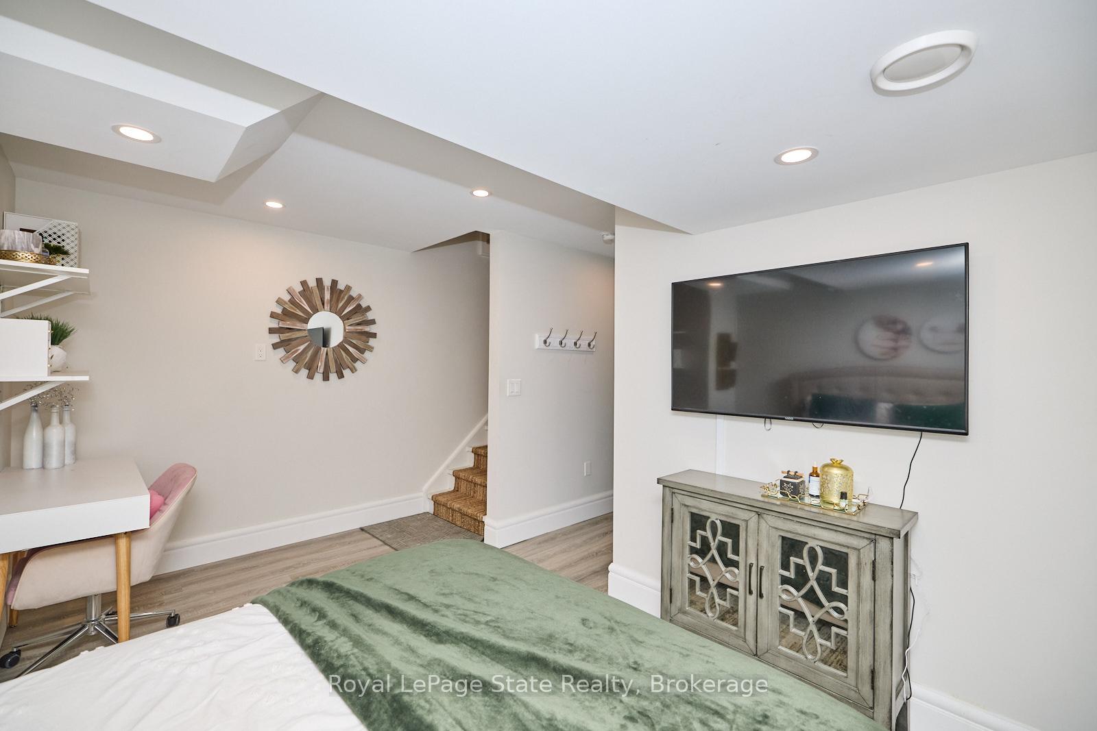Photo 26 of Unit 3, 541 Winston Road, Grimsby, Grimsby Beach — HOMEH