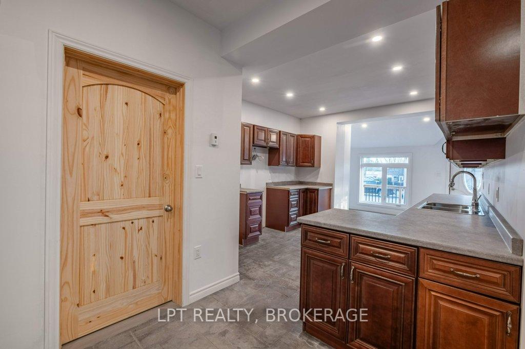 Photo 7 of 311 Thomas Street, Deseronto, Deseronto (Town) — HOMEH