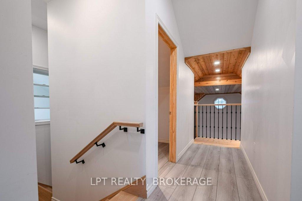 Photo 12 of 311 Thomas Street, Deseronto, Deseronto (Town) — HOMEH