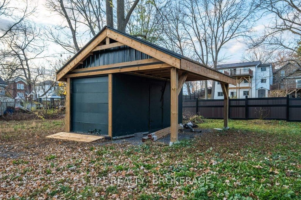 Photo 31 of 311 Thomas Street, Deseronto, Deseronto (Town) — HOMEH