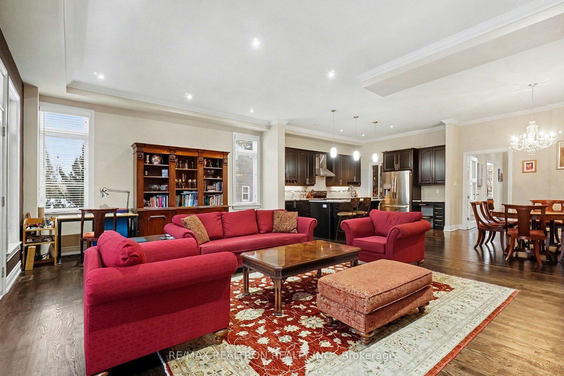 Photo 2 of 610 Besserer Street, Ottawa, Sandy Hill — HOMEH
