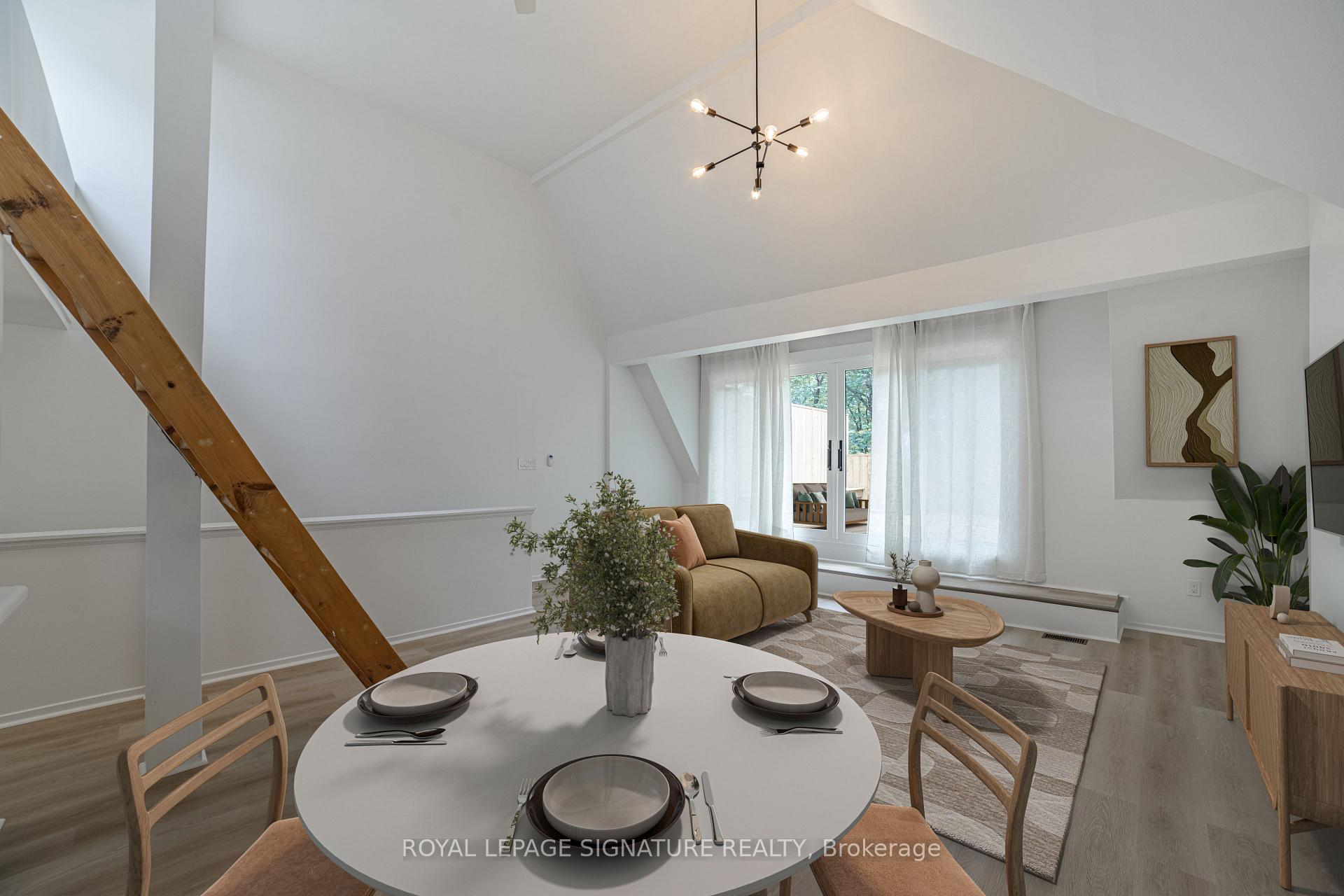 Photo 10 of Unit 3rd, 103 Gloucester Street, Toronto, Church-Yonge Corridor — HOMEH