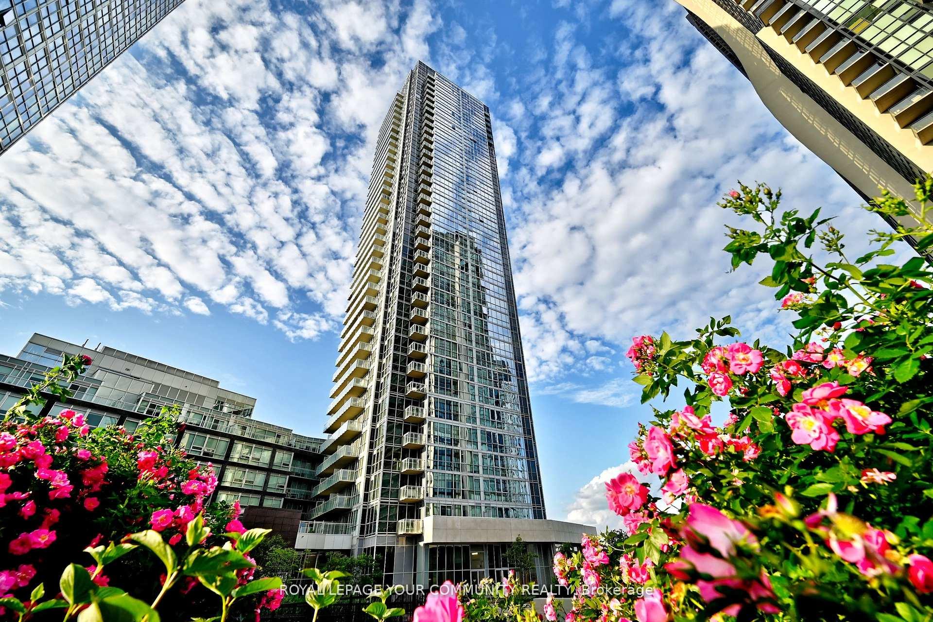 Photo 5 of Unit 1607, 2908 Highway 7, Vaughan, Concord — HOMEH