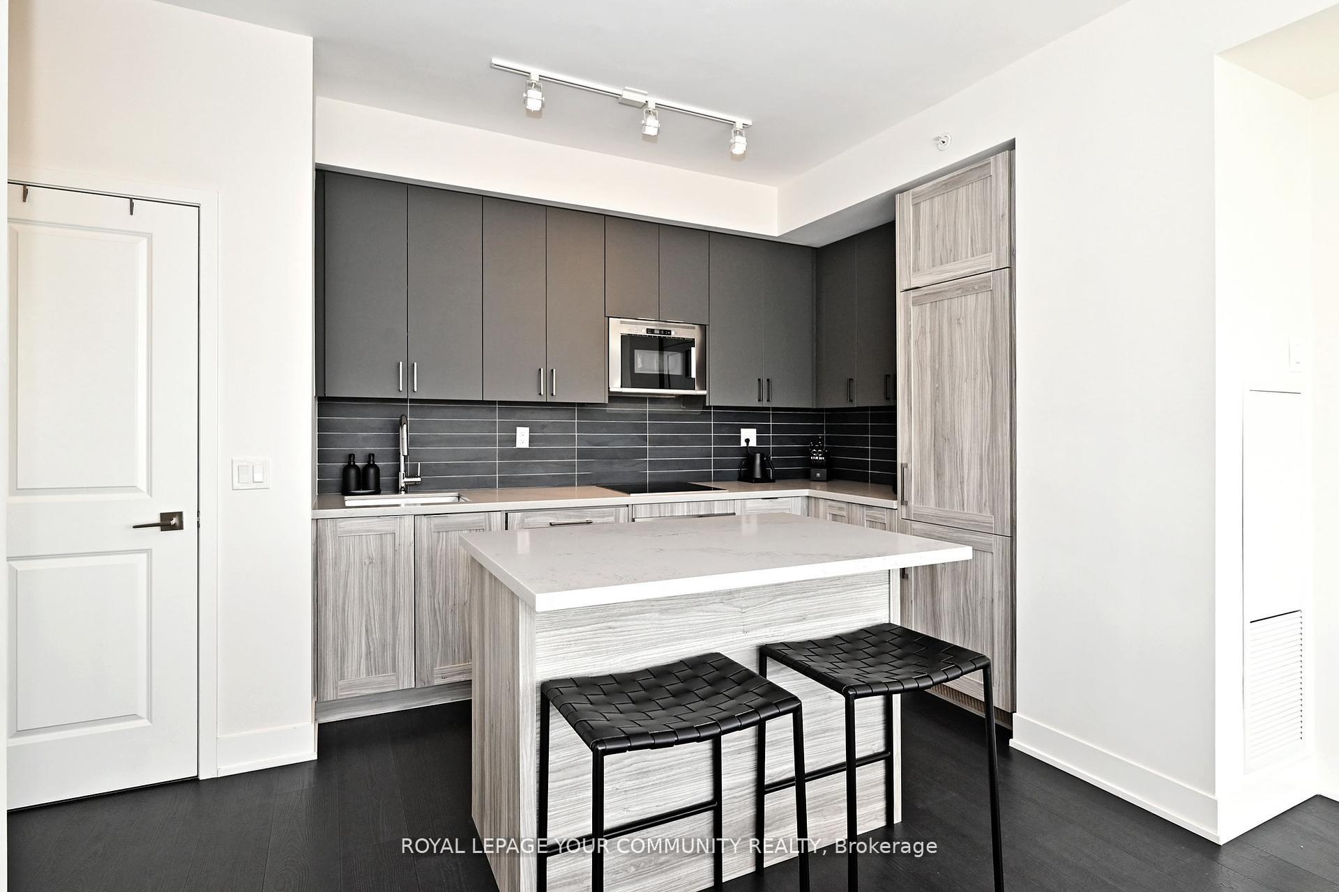 Photo 6 of Unit 1607, 2908 Highway 7, Vaughan, Concord — HOMEH