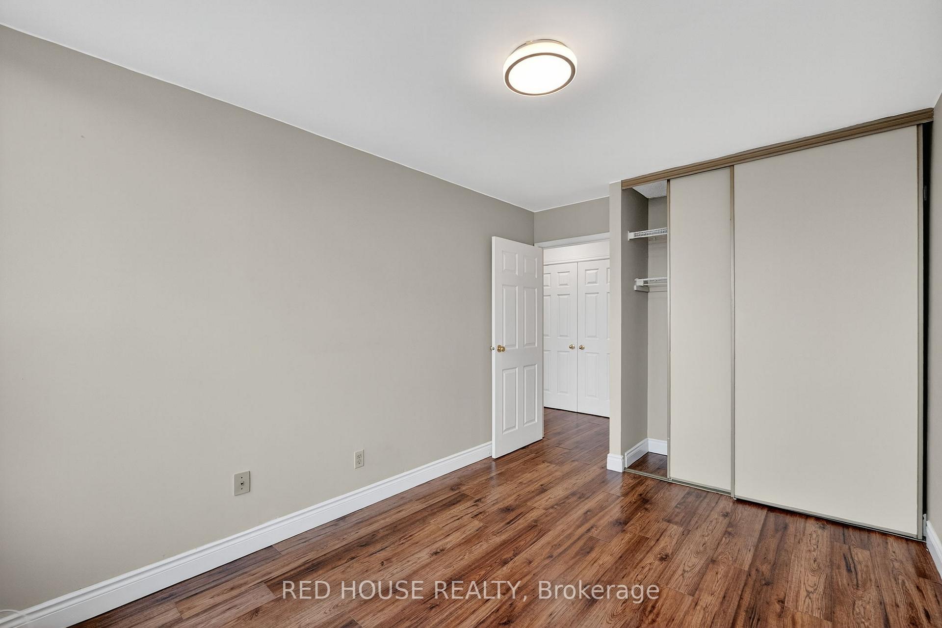 Photo 18 of Unit 1404, 75 Queen Street N, Hamilton, Strathcona — HOMEH