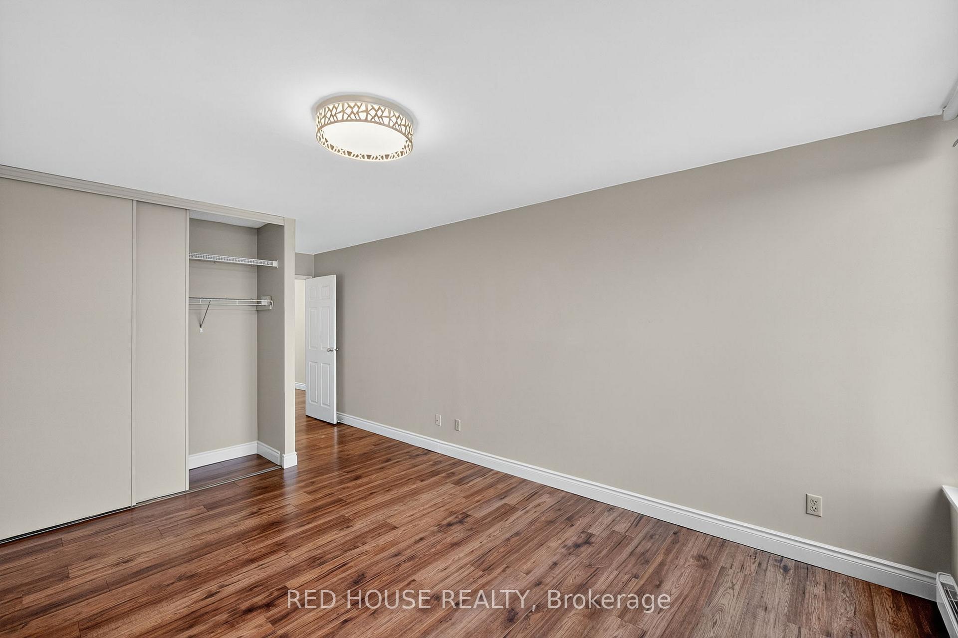 Photo 19 of Unit 1404, 75 Queen Street N, Hamilton, Strathcona — HOMEH