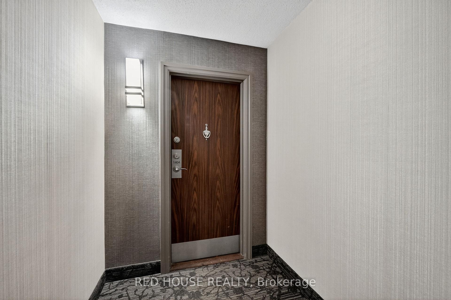 Photo 16 of Unit 1404, 75 Queen Street N, Hamilton, Strathcona — HOMEH