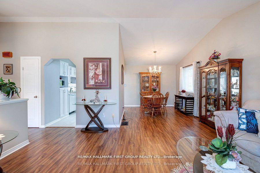 Photo 20 of 15 Catherine Crescent, Brighton — HOMEH