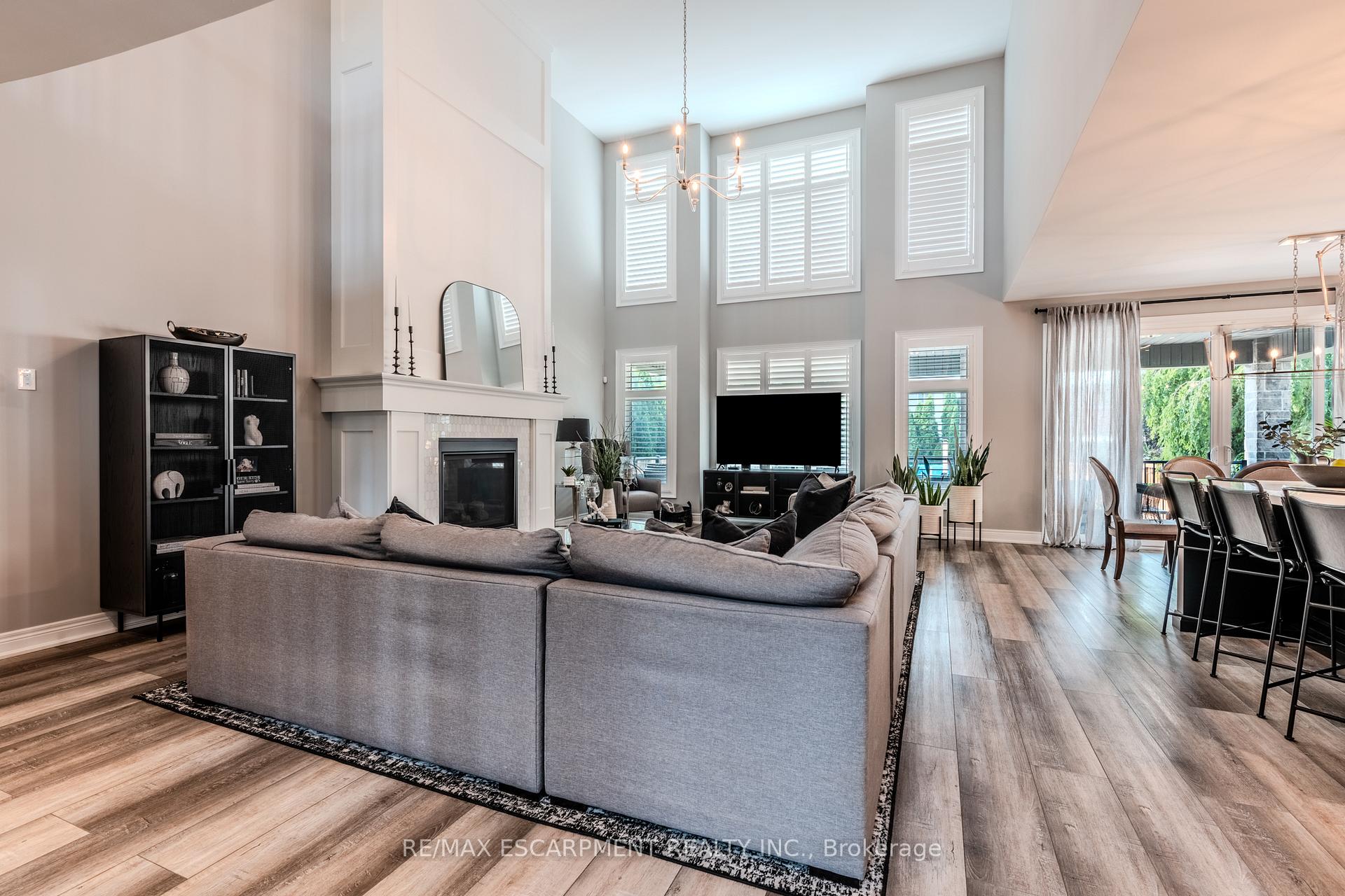 Photo 31 of 671 Rymal Road W, Hamilton, Carpenter — HOMEH