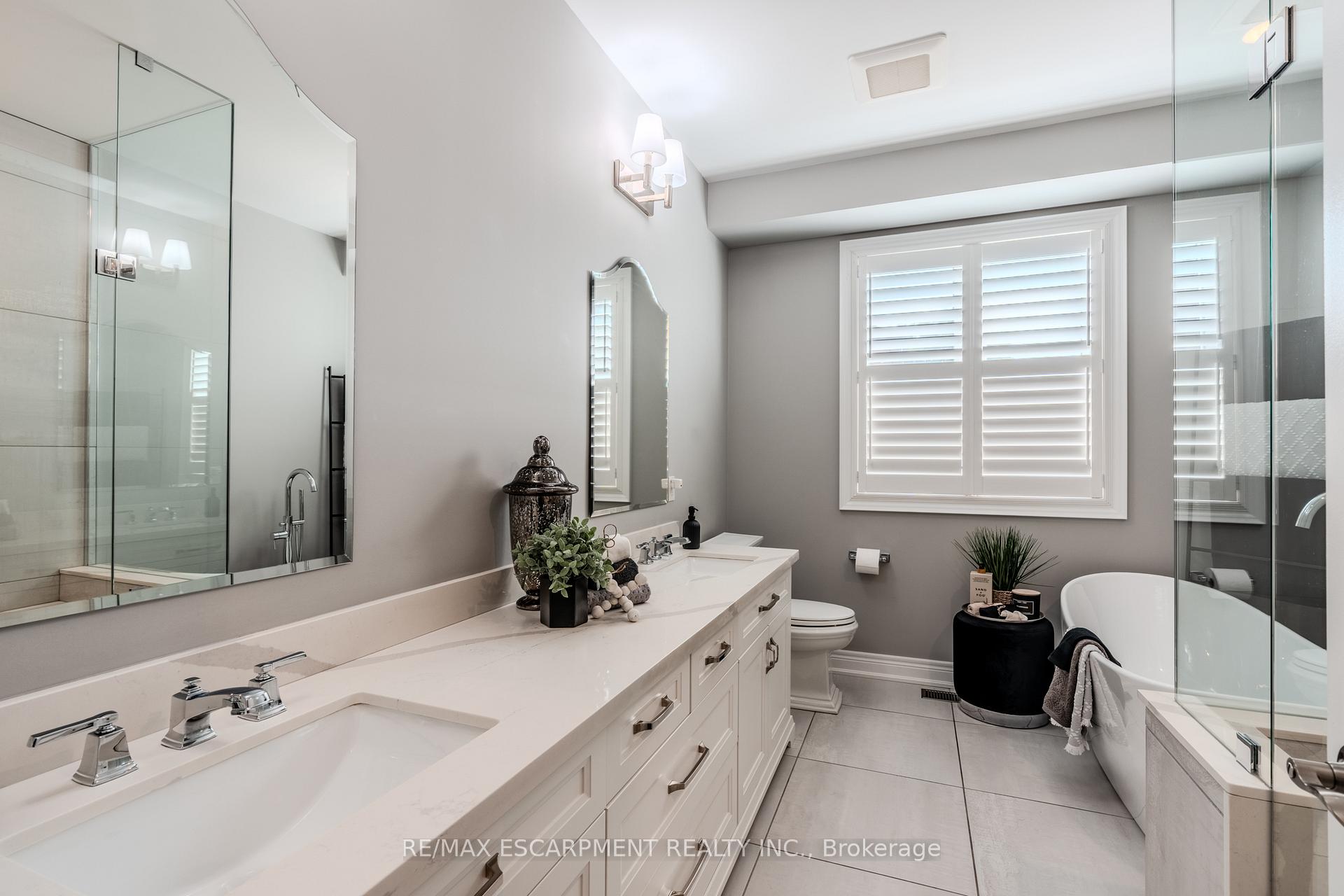 Photo 48 of 671 Rymal Road W, Hamilton, Carpenter — HOMEH