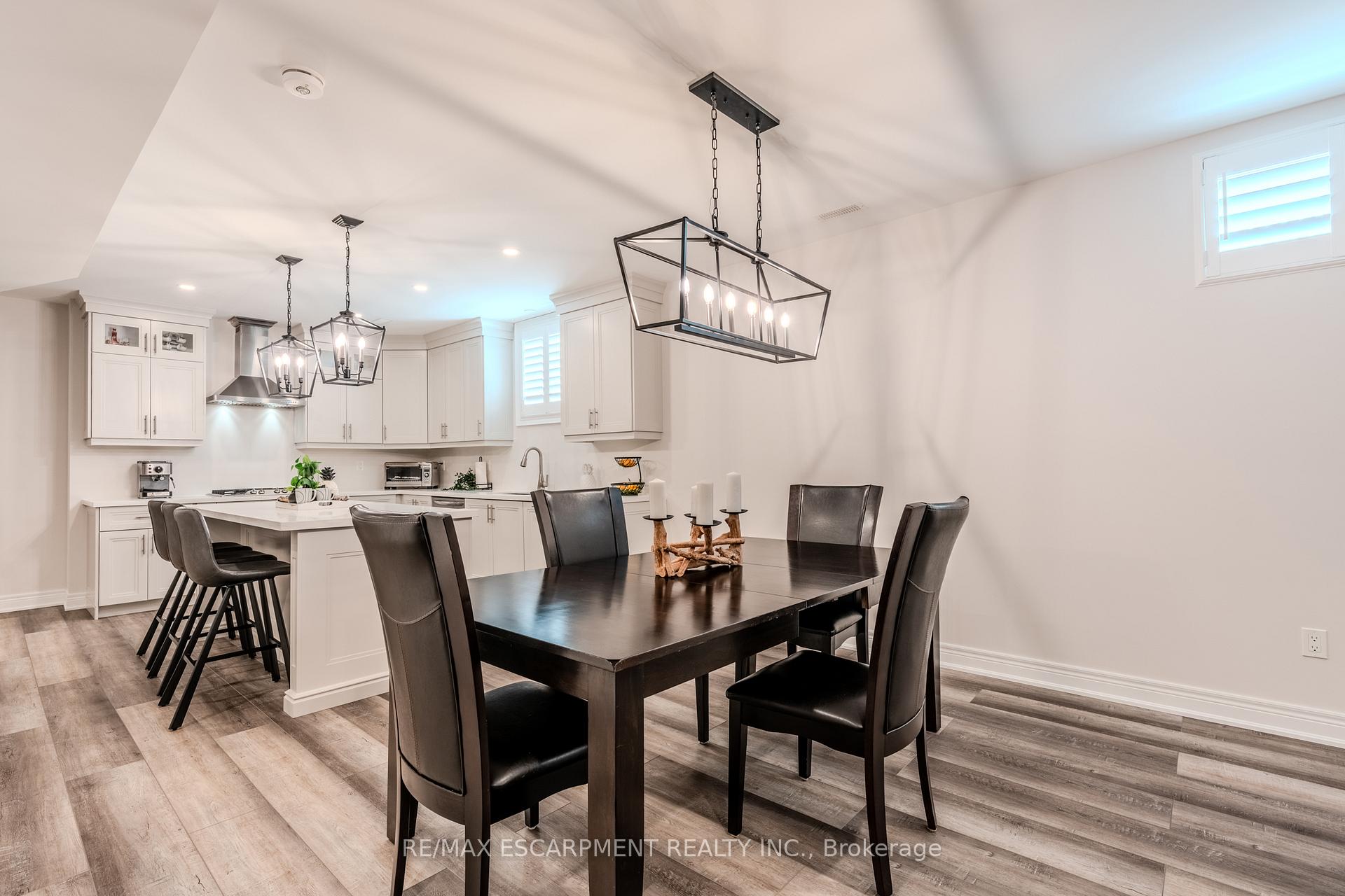 Photo 23 of 671 Rymal Road W, Hamilton, Carpenter — HOMEH