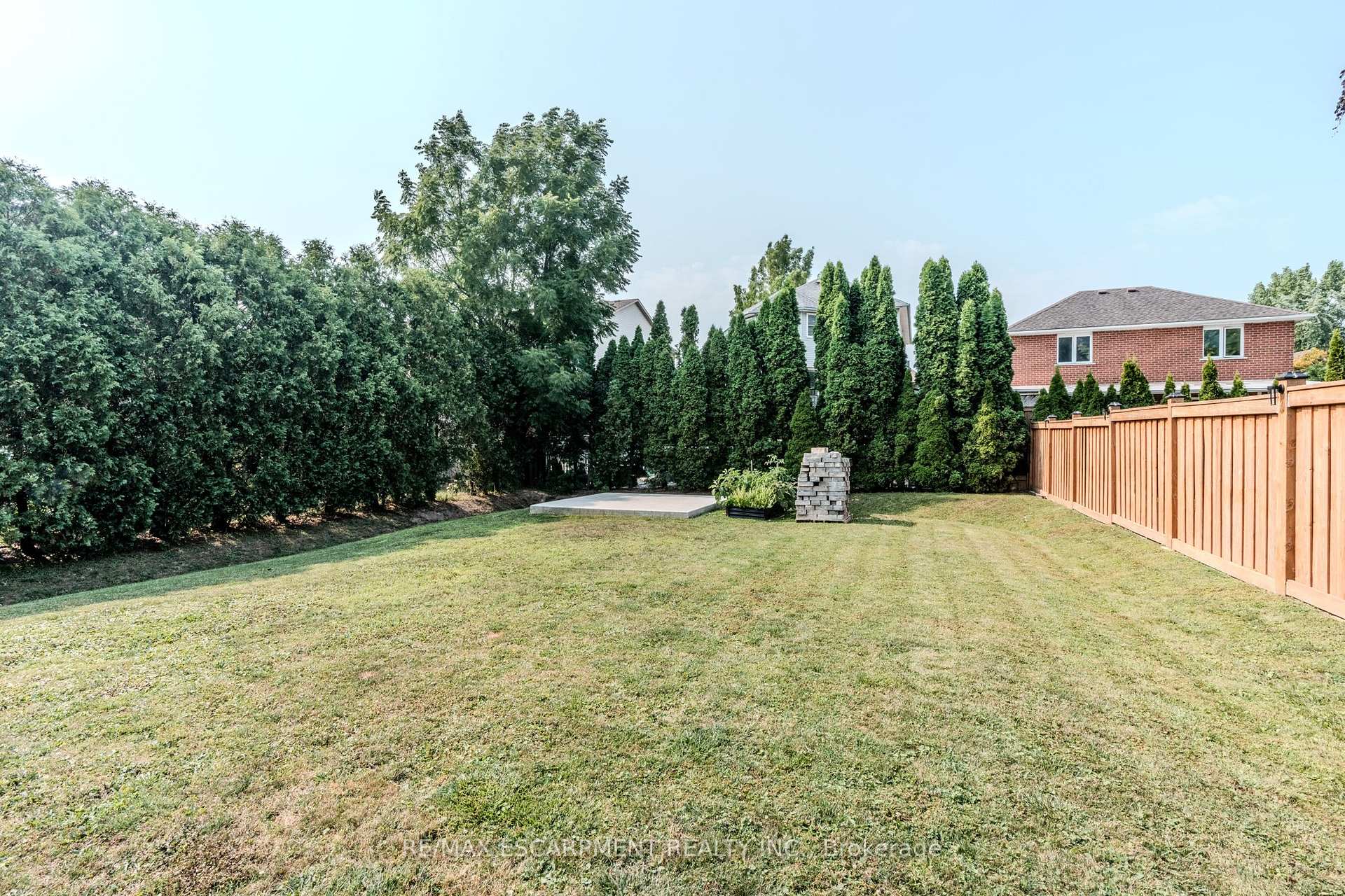 Photo 40 of 671 Rymal Road W, Hamilton, Carpenter — HOMEH