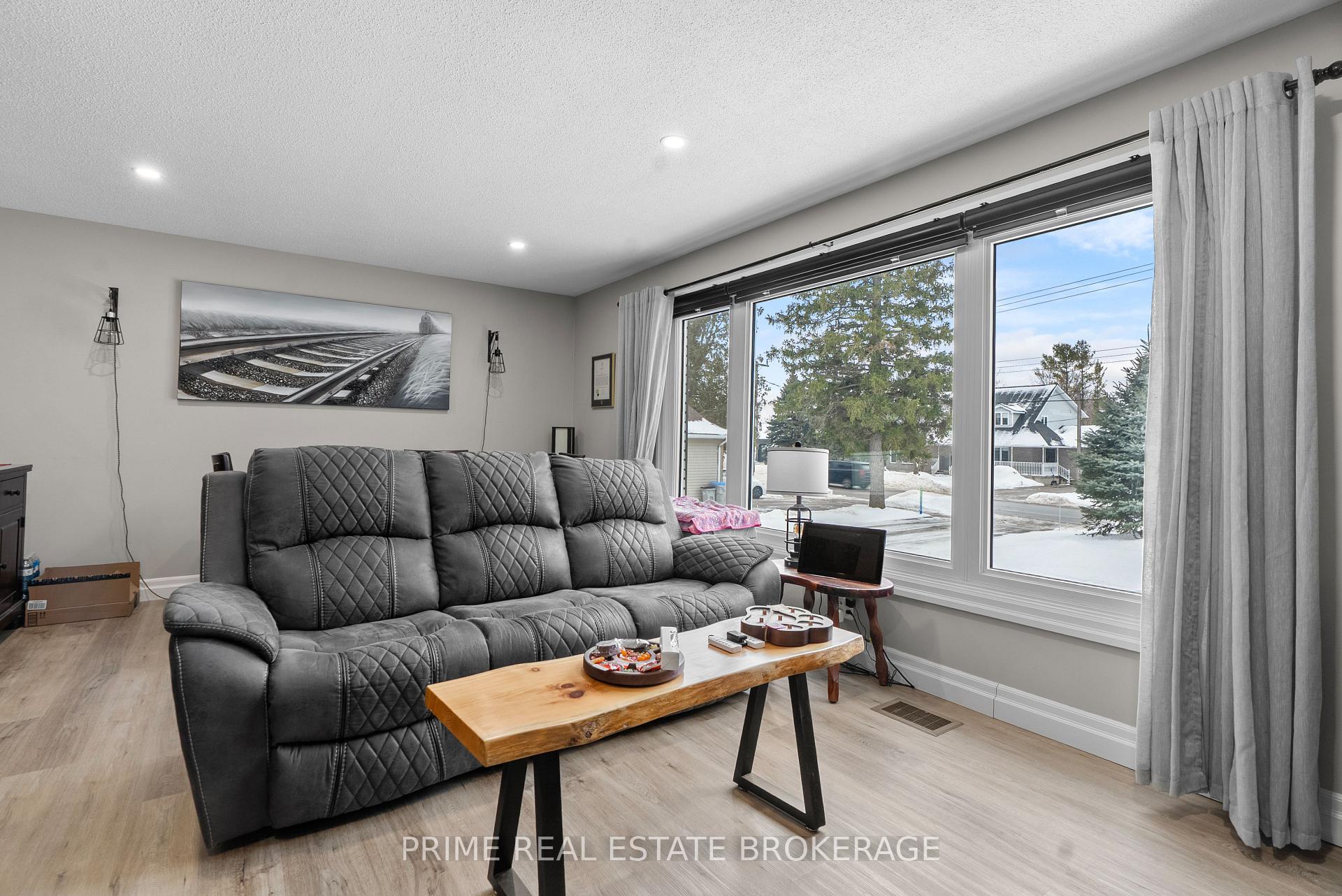 Photo 56 of 296 Huron Street W, South Huron, Exeter — HOMEH