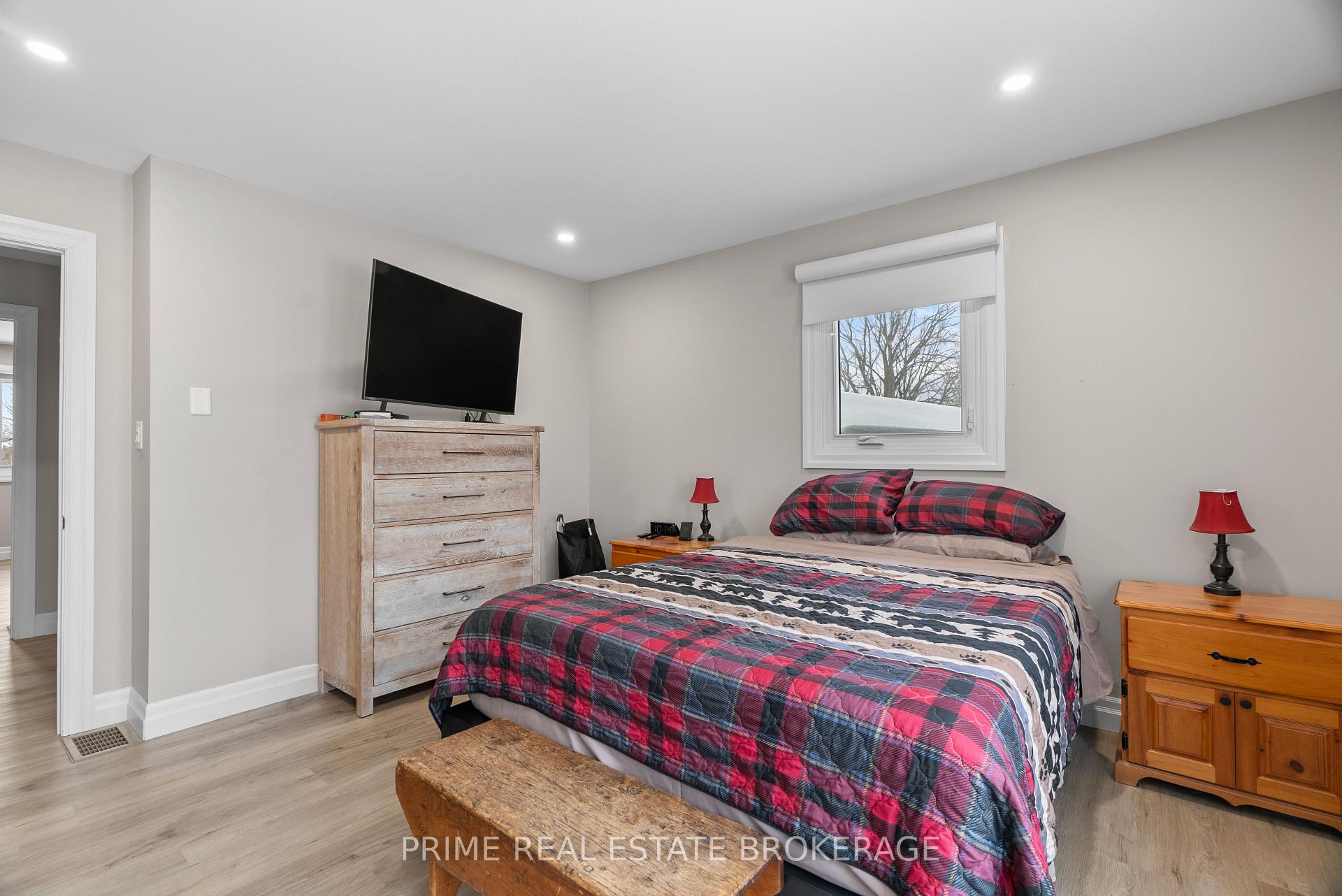Photo 64 of 296 Huron Street W, South Huron, Exeter — HOMEH