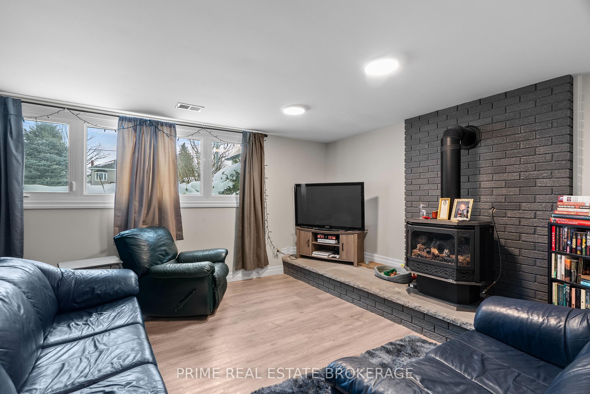 Photo 26 of 296 Huron Street W, South Huron, Exeter — HOMEH