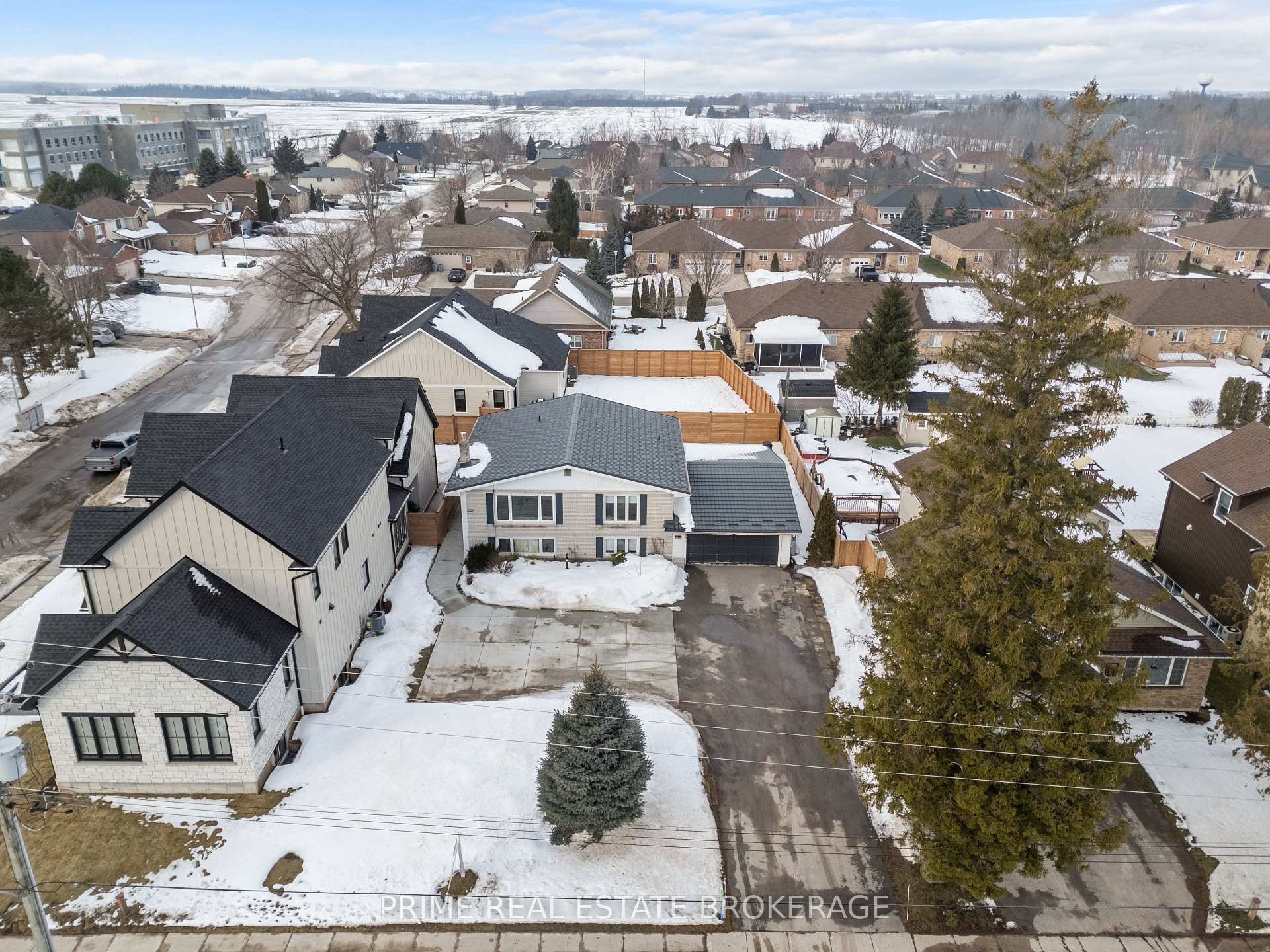 Photo 63 of 296 Huron Street W, South Huron, Exeter — HOMEH