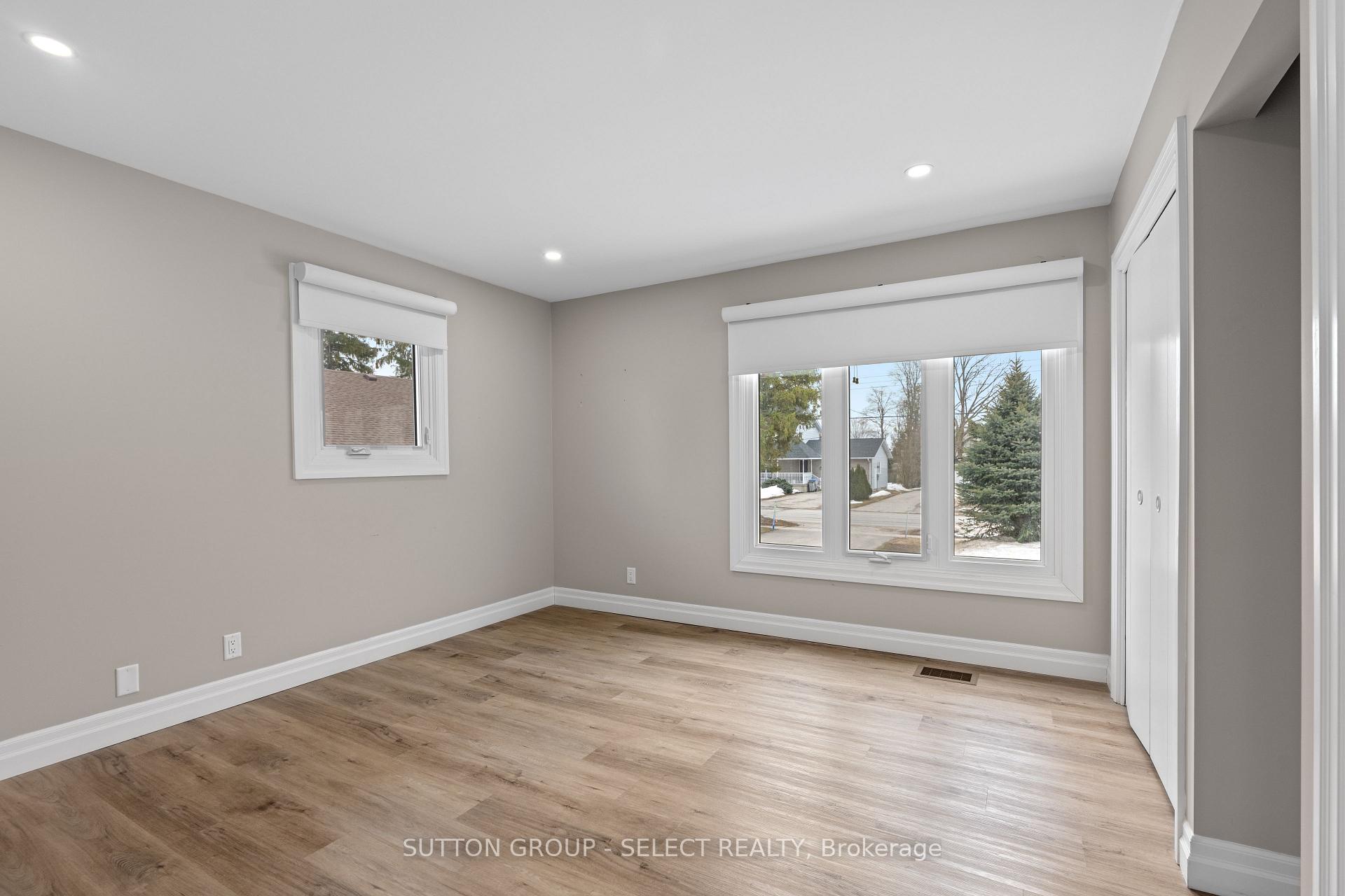 Photo 18 of 296 Huron Street W, South Huron, Exeter — HOMEH