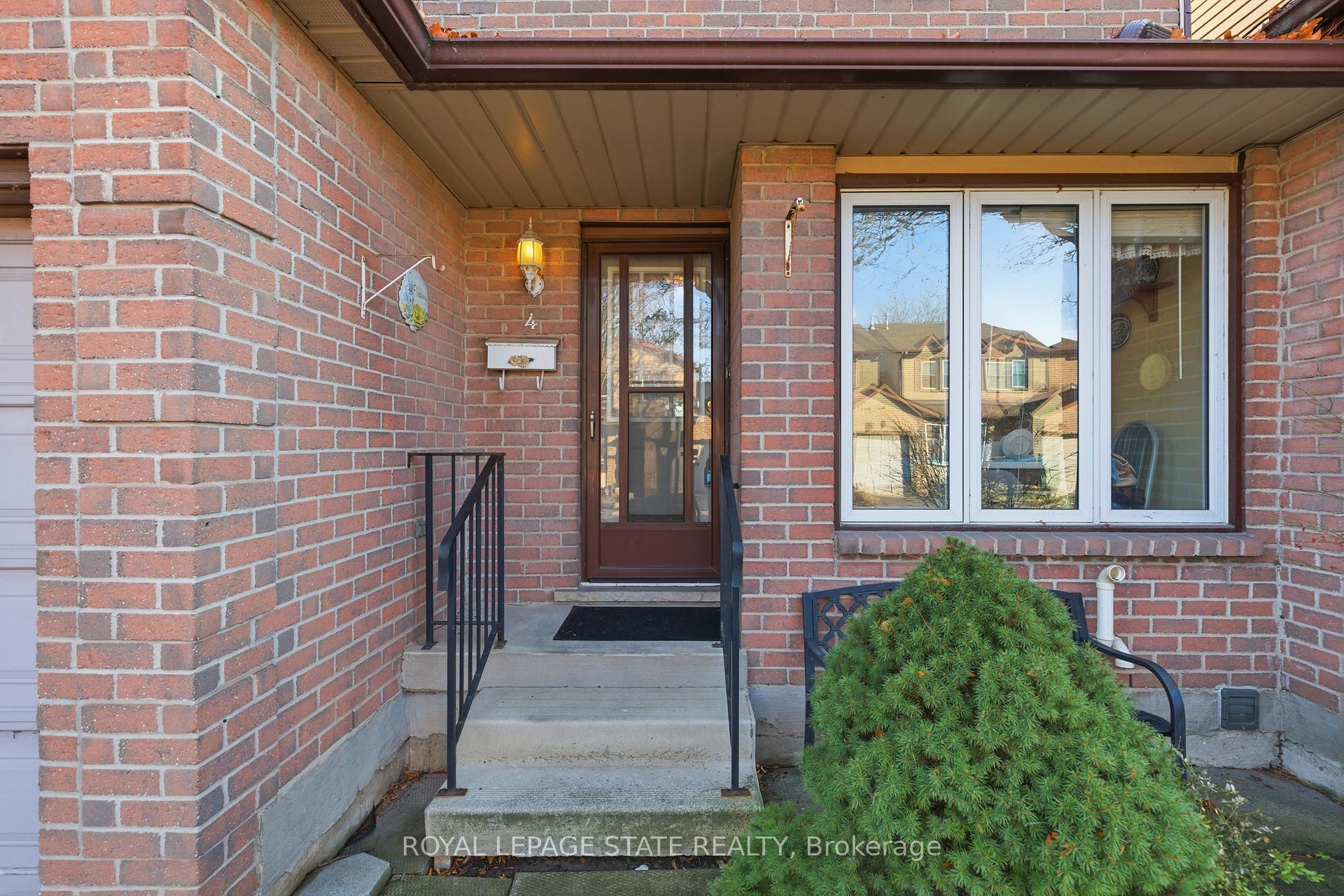 Photo 7 of Unit 4, 618 Barton Street, Hamilton, Stoney Creek — HOMEH