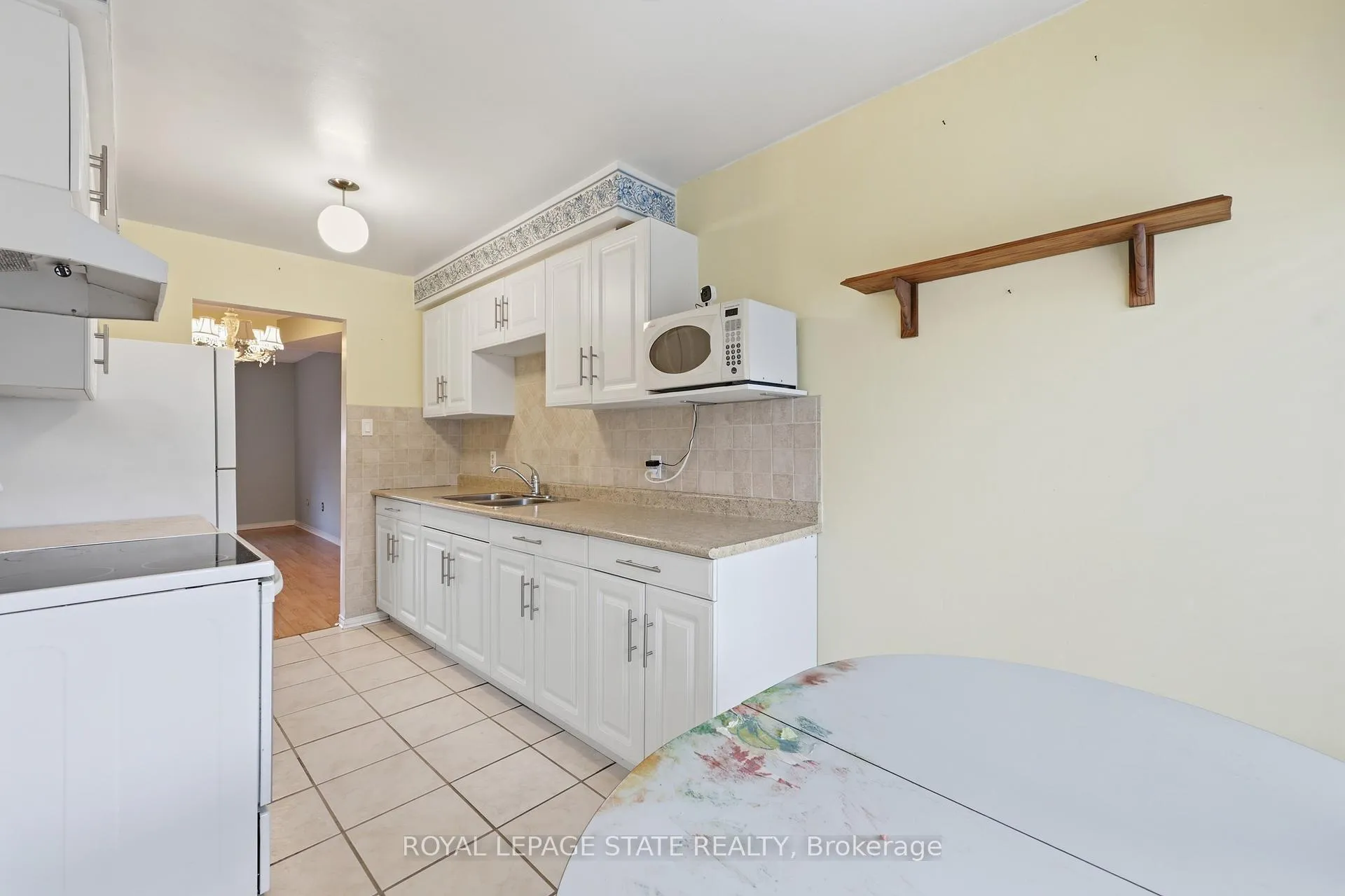 Photo 15 of Unit 4, 618 Barton Street, Hamilton, Stoney Creek — HOMEH