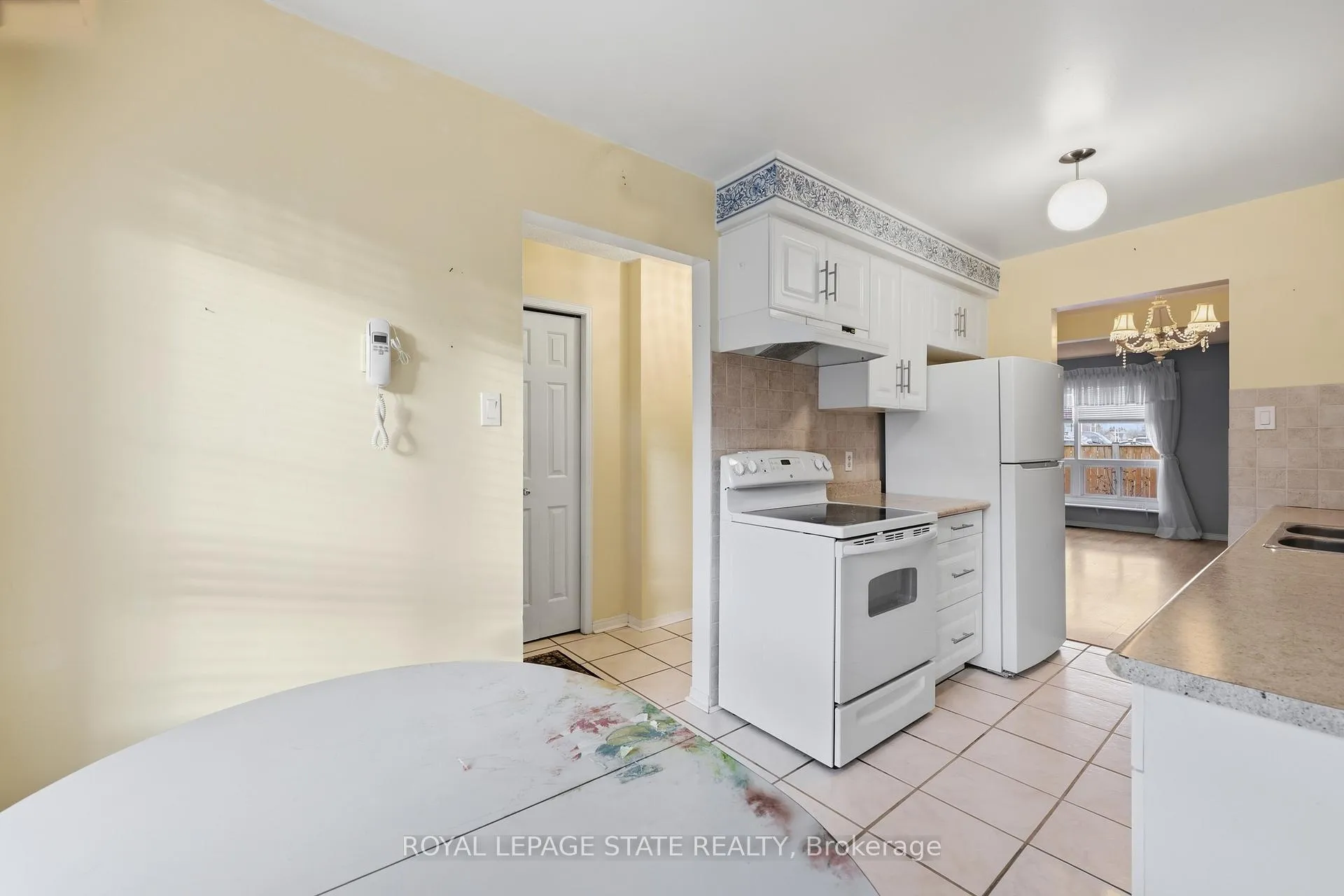 Photo 16 of Unit 4, 618 Barton Street, Hamilton, Stoney Creek — HOMEH