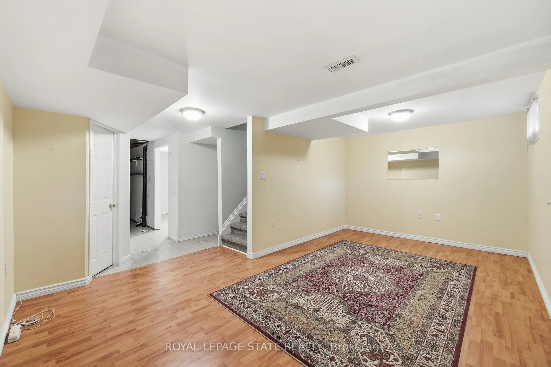Photo 33 of Unit 4, 618 Barton Street, Hamilton, Stoney Creek — HOMEH