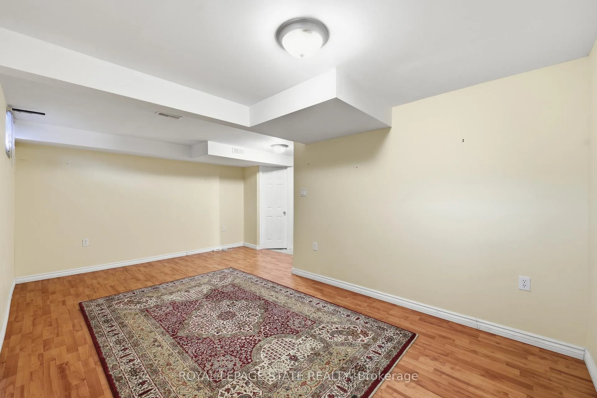 Photo 34 of Unit 4, 618 Barton Street, Hamilton, Stoney Creek — HOMEH