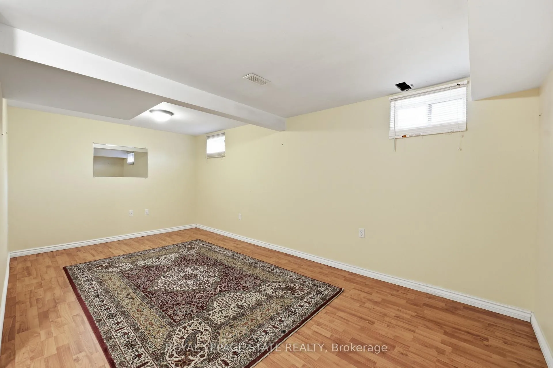 Photo 35 of Unit 4, 618 Barton Street, Hamilton, Stoney Creek — HOMEH