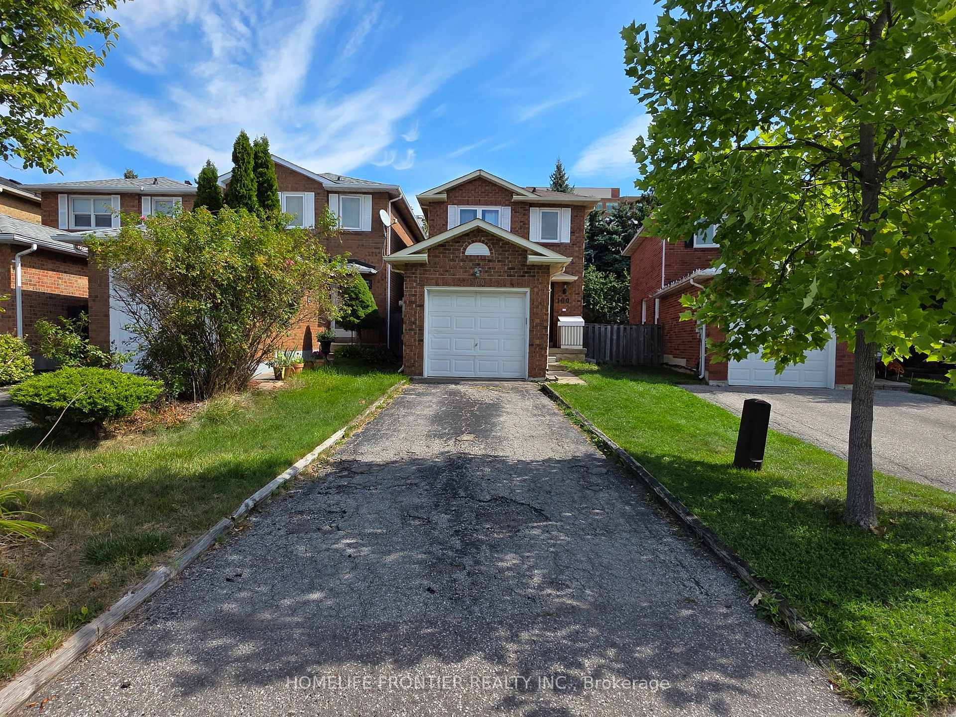 Photo 1 of 100 Whitney Place, Vaughan, Lakeview Estates — HOMEH