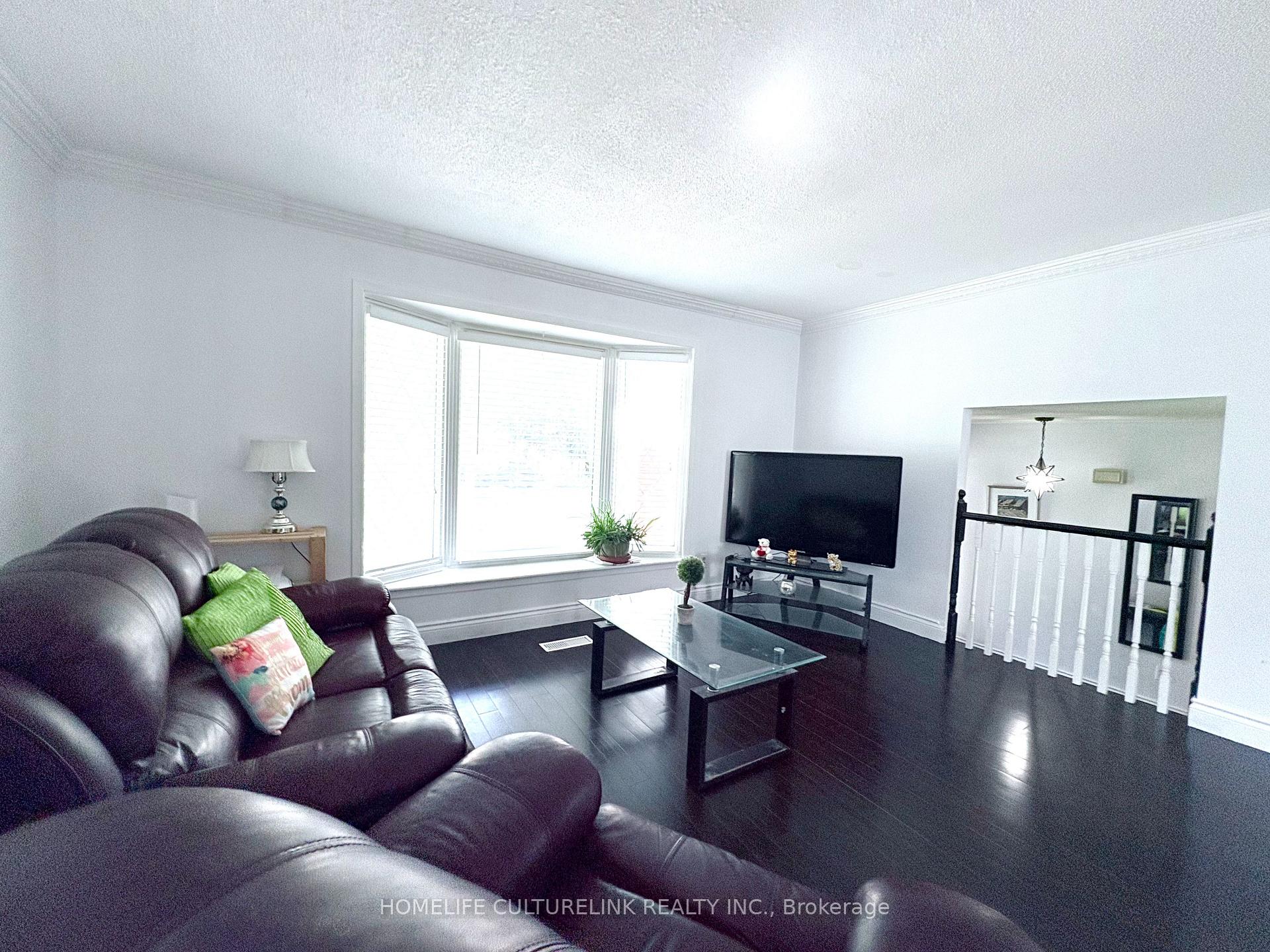 Photo 23 of 79 Frost Drive, Whitby, Lynde Creek — HOMEH