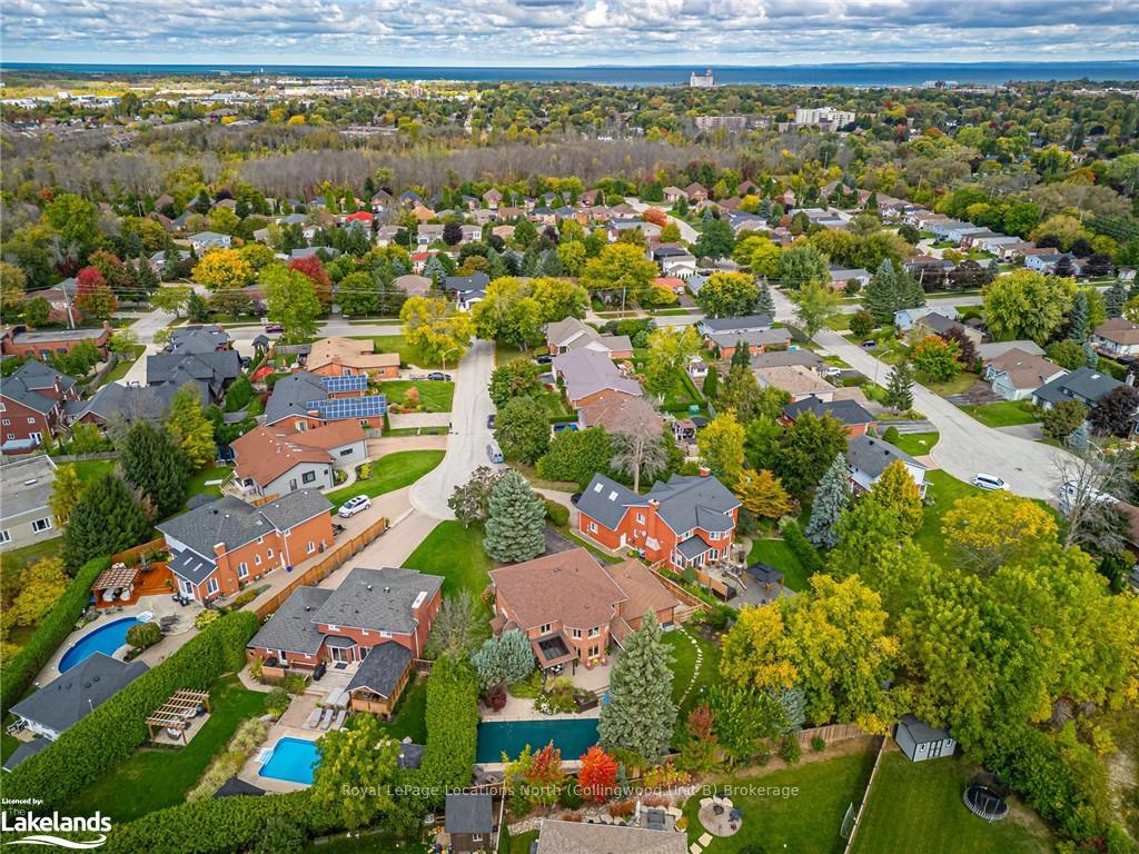 Photo 2 of 12 Smart Court, Collingwood — HOMEH