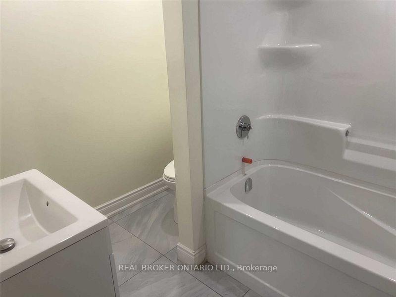 Photo 8 of Unit Basement, 36 Carlyle Crescent, Brampton, Bram East — HOMEH
