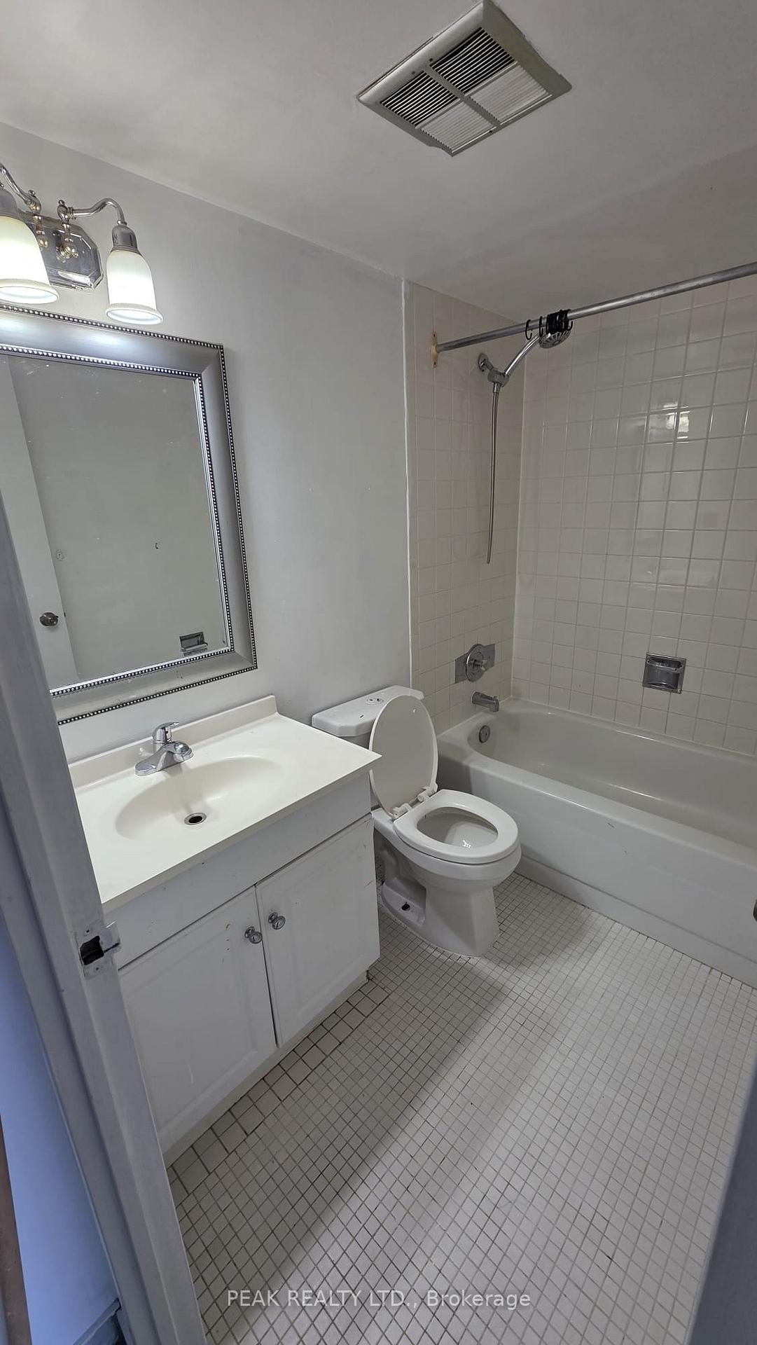 Photo 9 of Unit 705, 18 Knightsbridge Road, Brampton, Queen Street Corridor — HOMEH