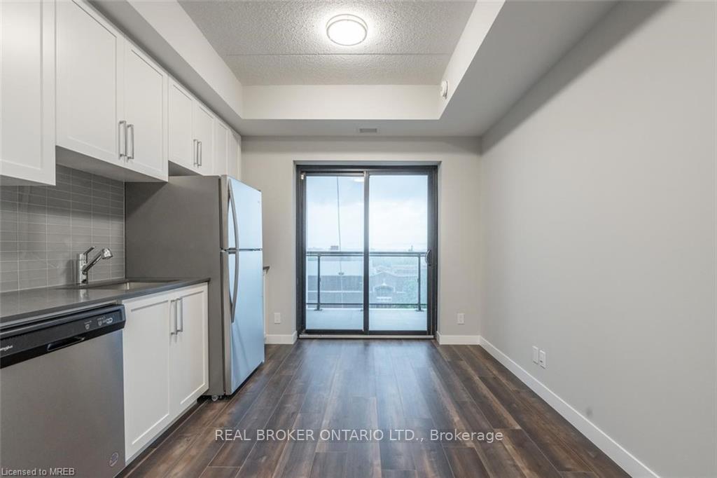 Photo 5 of Unit 805, 15 Queen Street S, Hamilton, Central — HOMEH