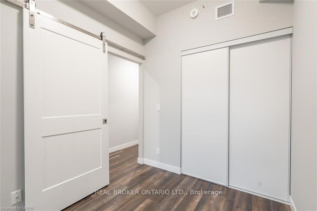Photo 9 of Unit 805, 15 Queen Street S, Hamilton, Central — HOMEH