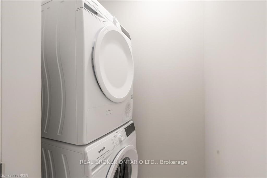 Photo 21 of Unit 805, 15 Queen Street S, Hamilton, Central — HOMEH