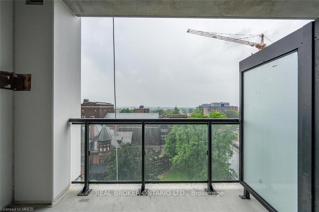 Photo 7 of Unit 805, 15 Queen Street S, Hamilton, Central — HOMEH